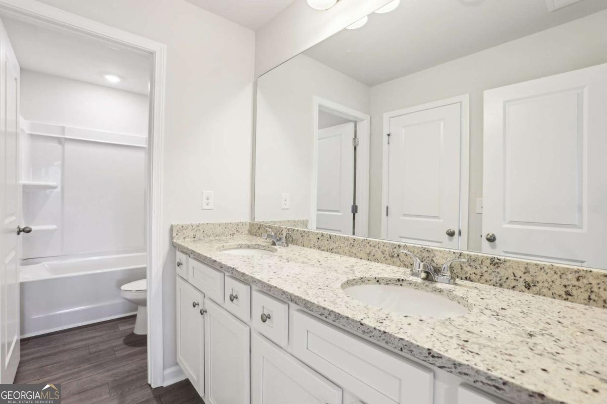 218 Cedar Wood Trace
