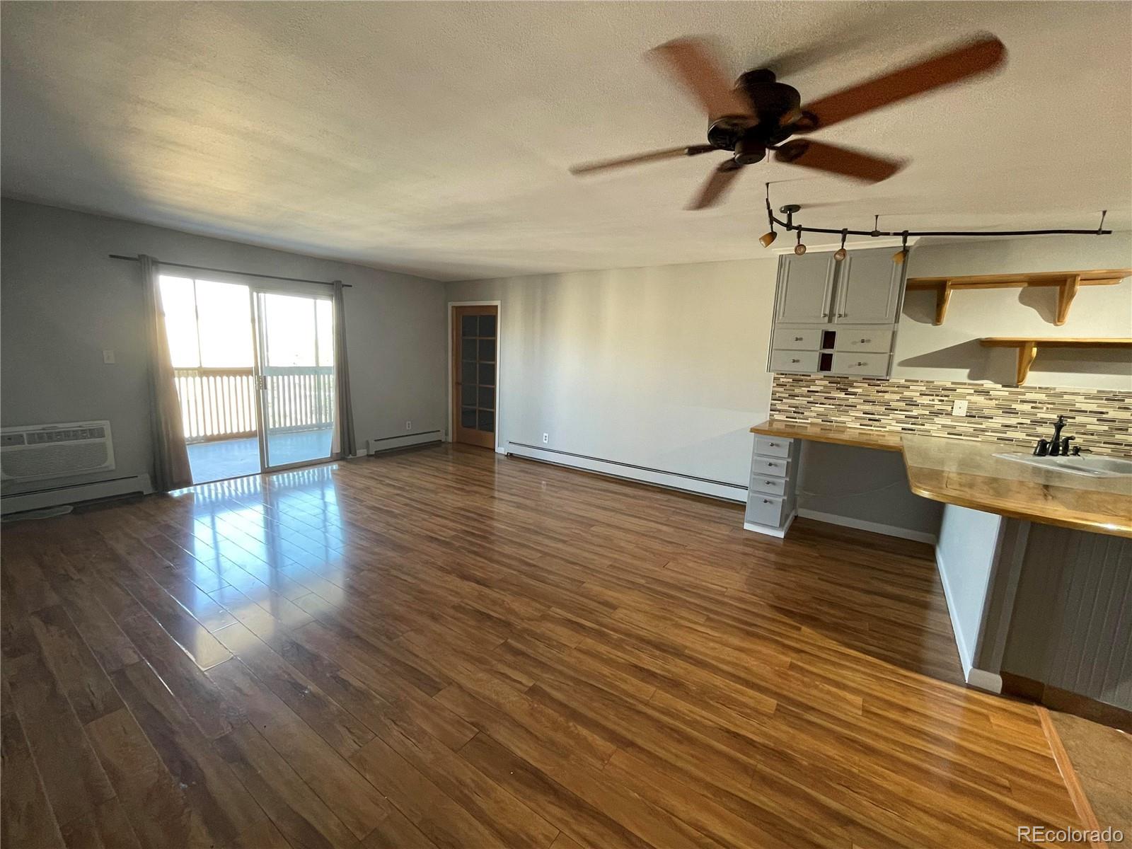 3465 S Poplar Street Unit: 606
