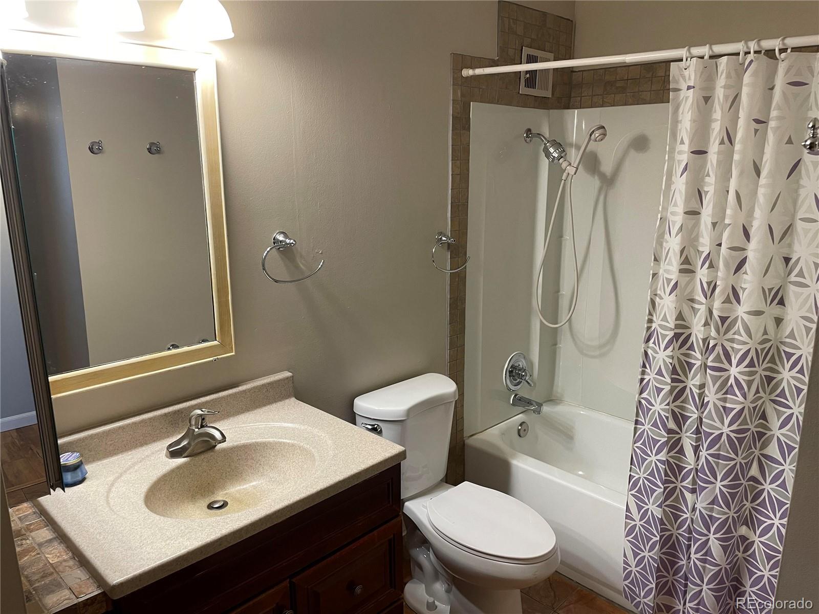 3465 S Poplar Street Unit: 606