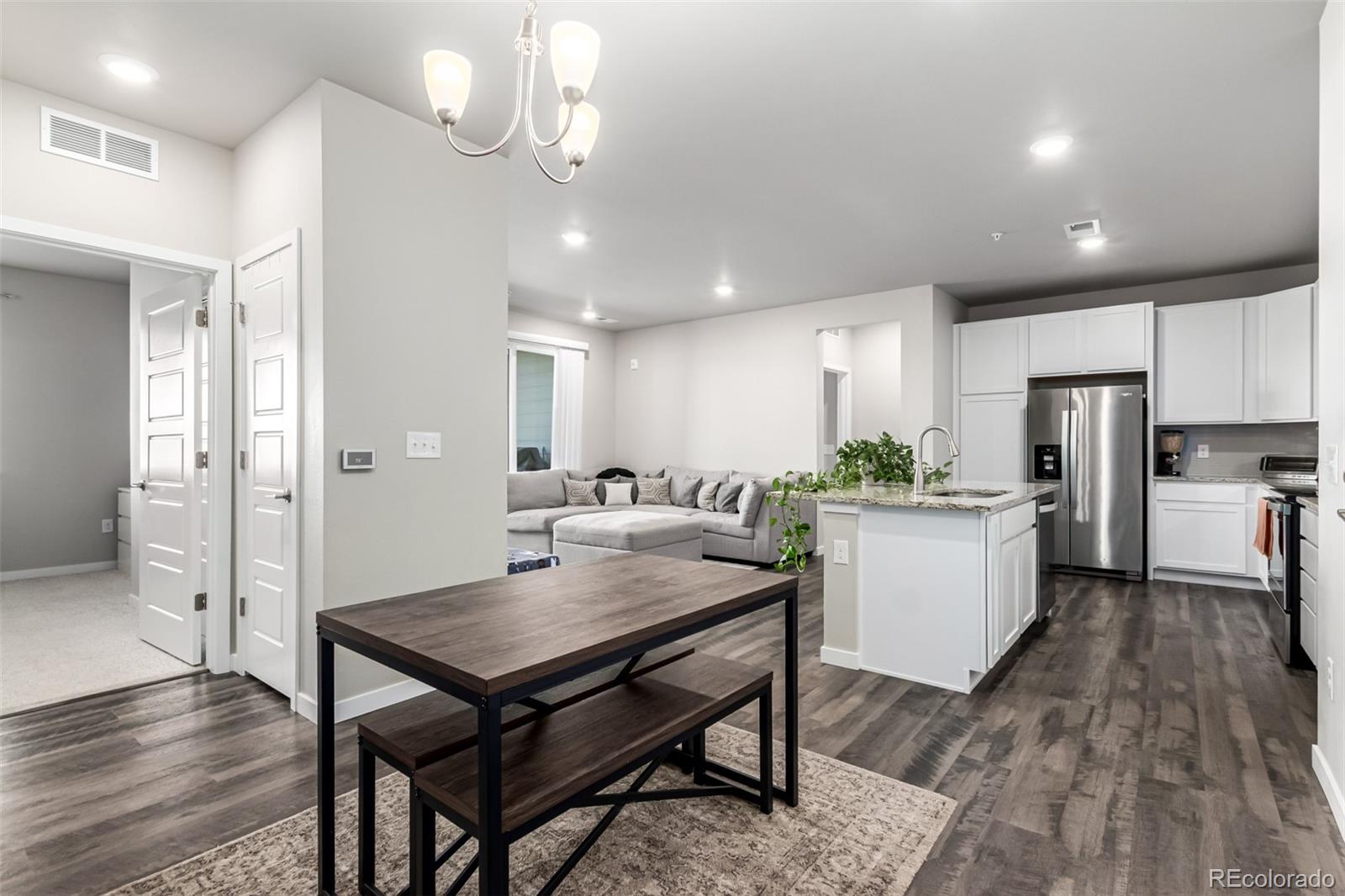 9287 Twenty Mile Road Unit: 204