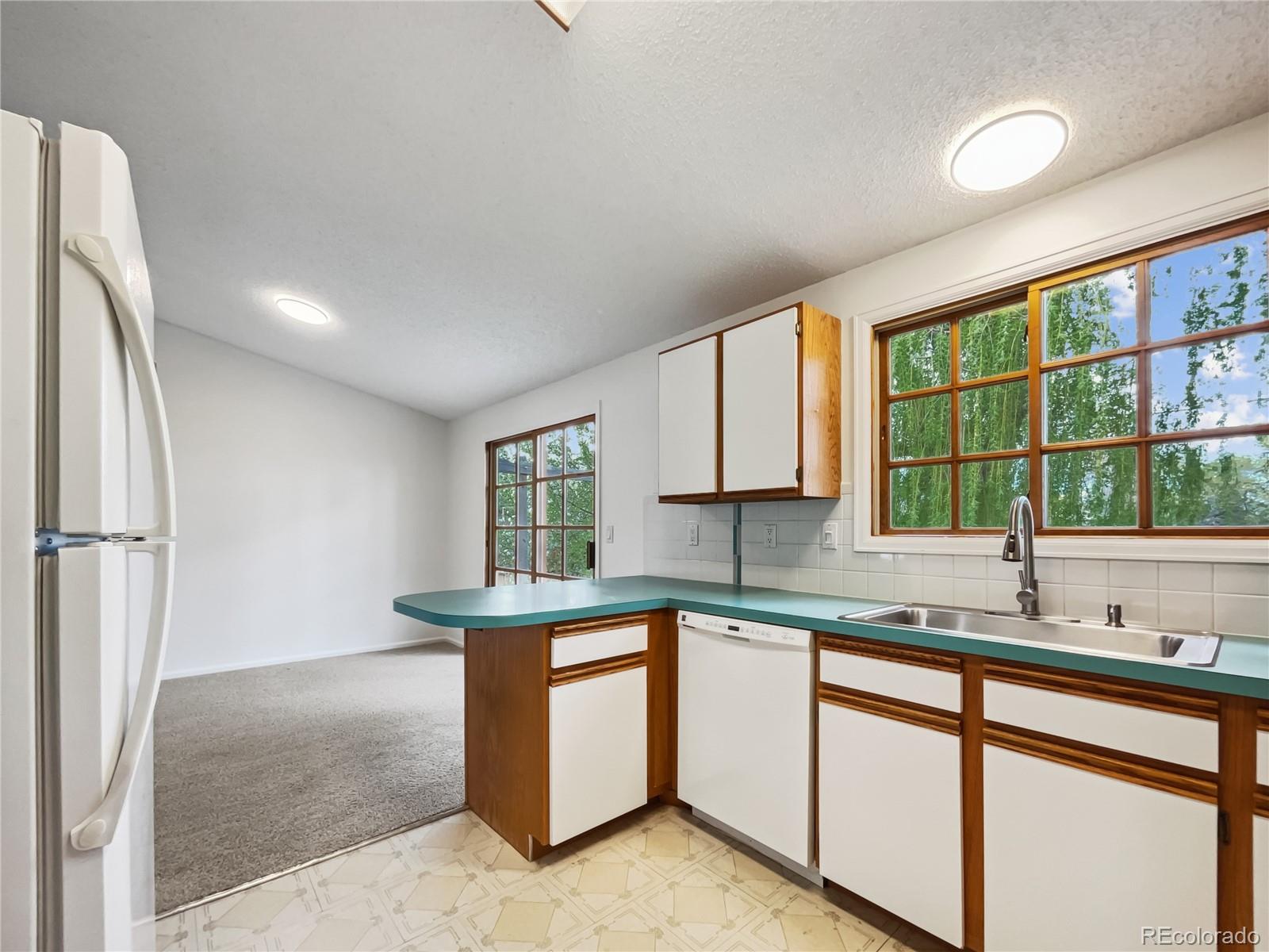 1143 N Redbud Drive