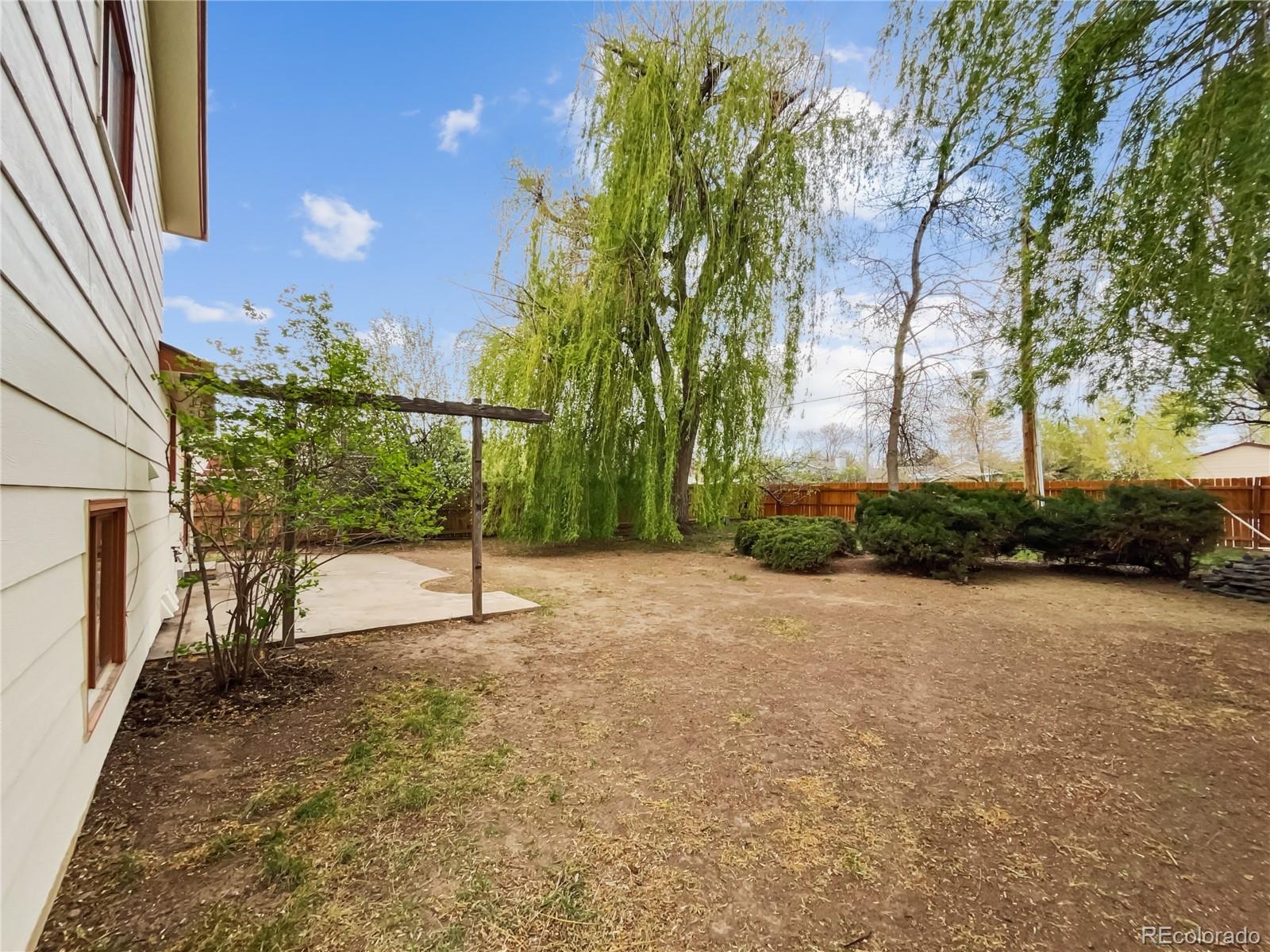 1143 N Redbud Drive