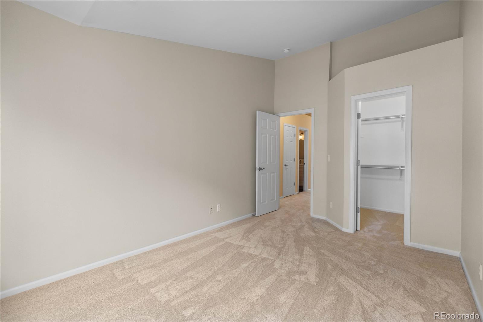 5555 E Briarwood Avenue Unit: 2302