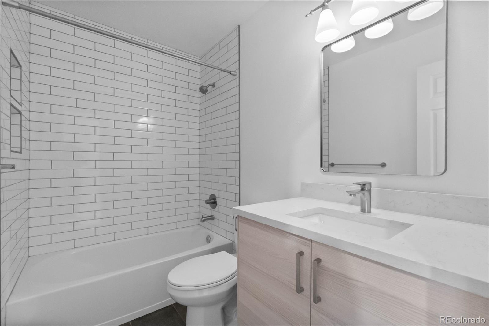 5555 E Briarwood Avenue Unit: 2302