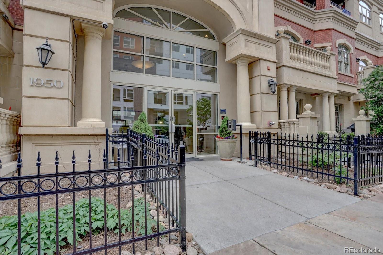 1950 N Logan Street Unit: 706