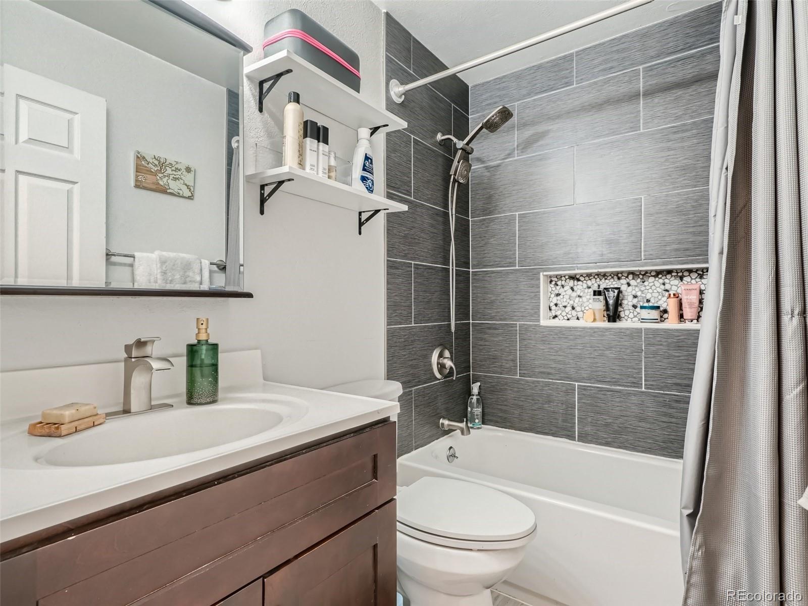 2543 S Crystal Street