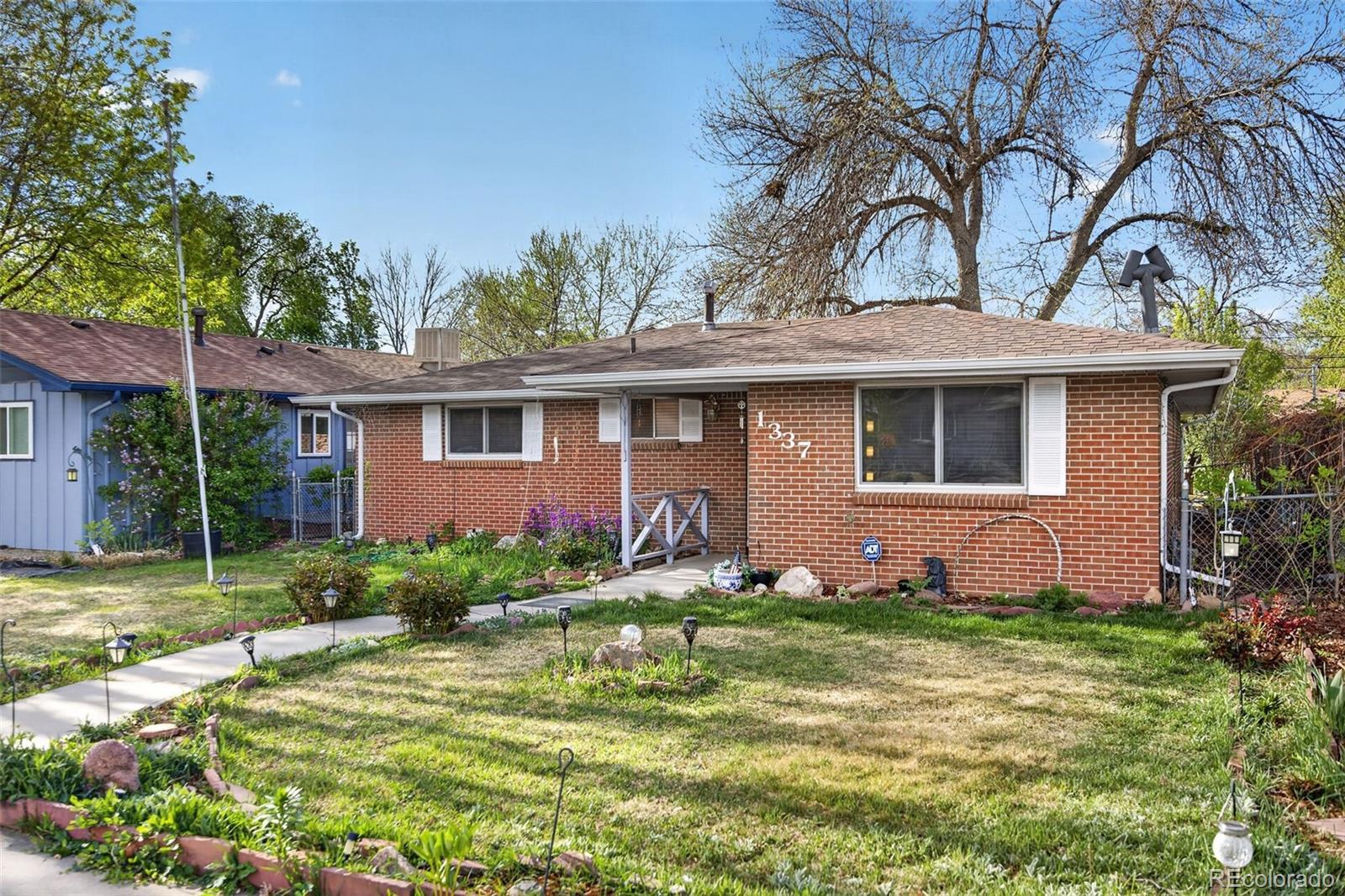 1337 Sharpe Place
