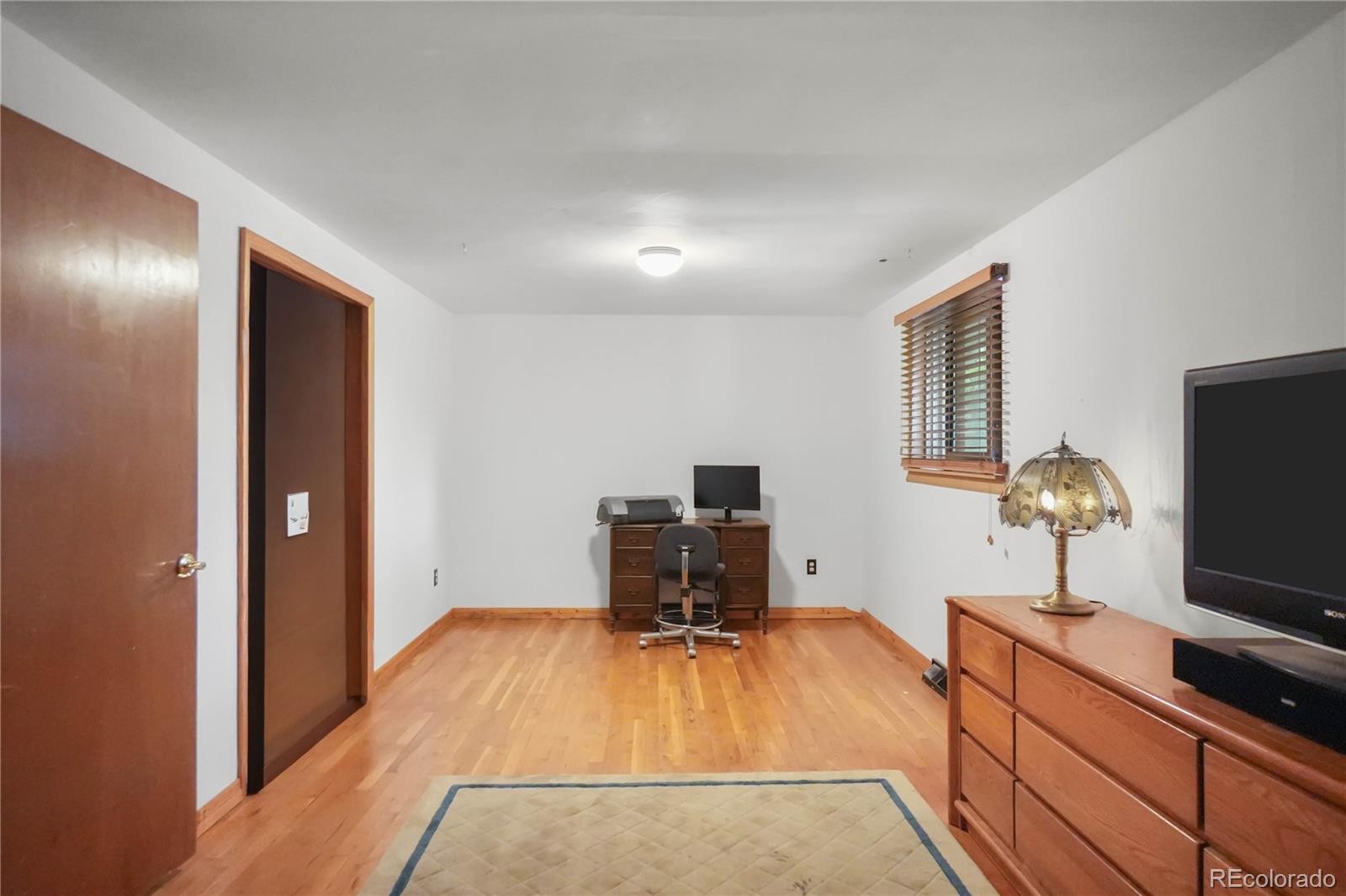 1337 Sharpe Place