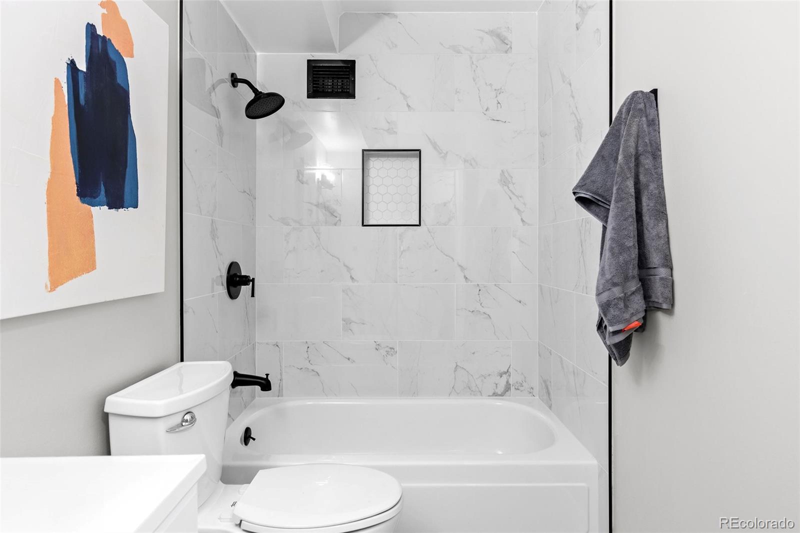 13618 E Bethany Place Unit: 105