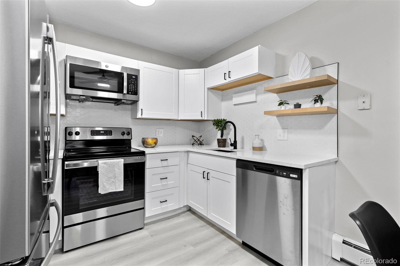 13618 E Bethany Place Unit: 105