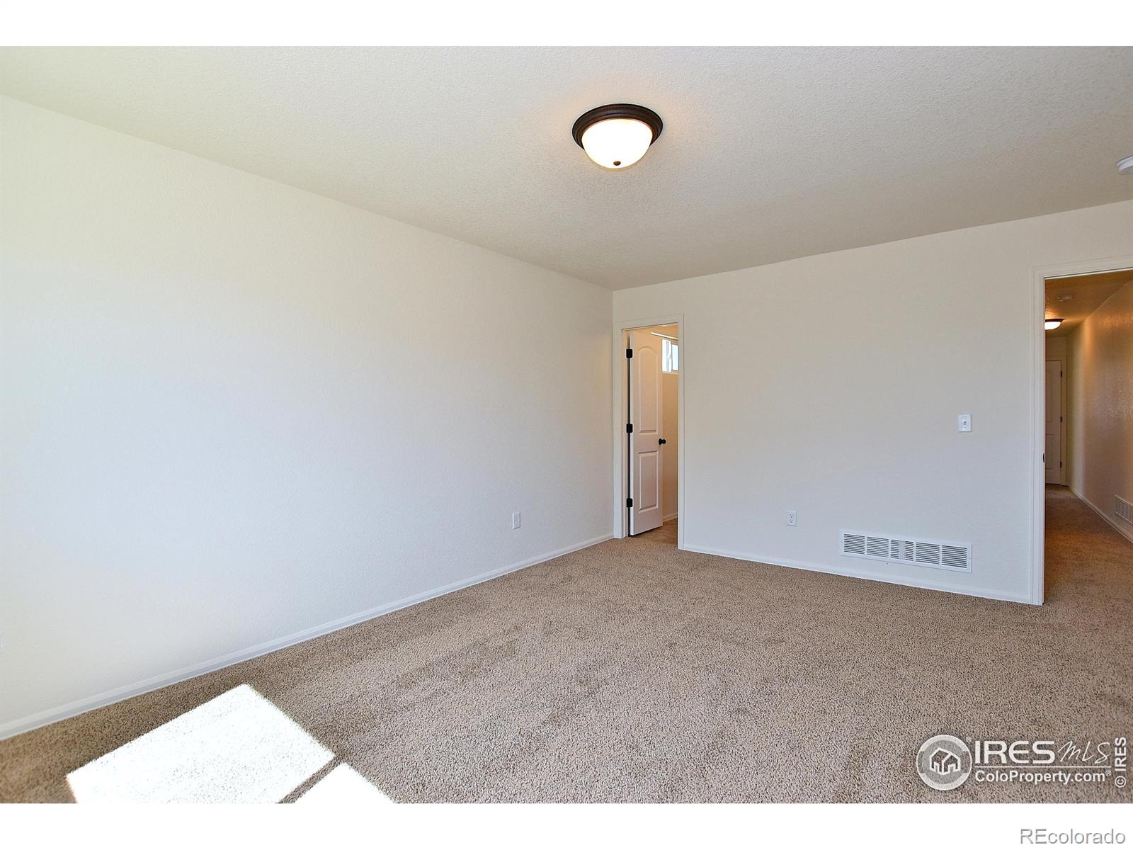 2400 Ivywood Lane
