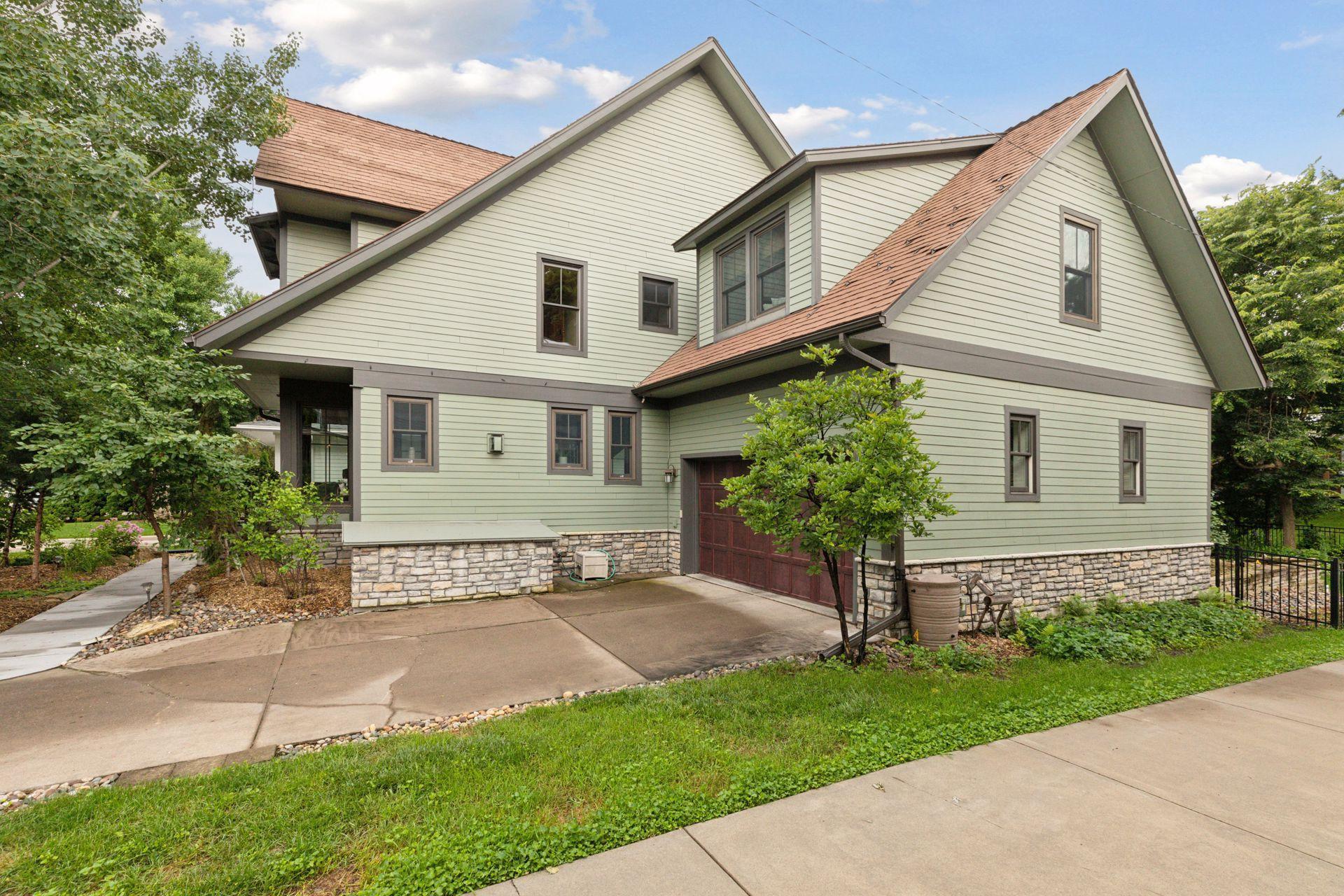 4216 Zenith Avenue S