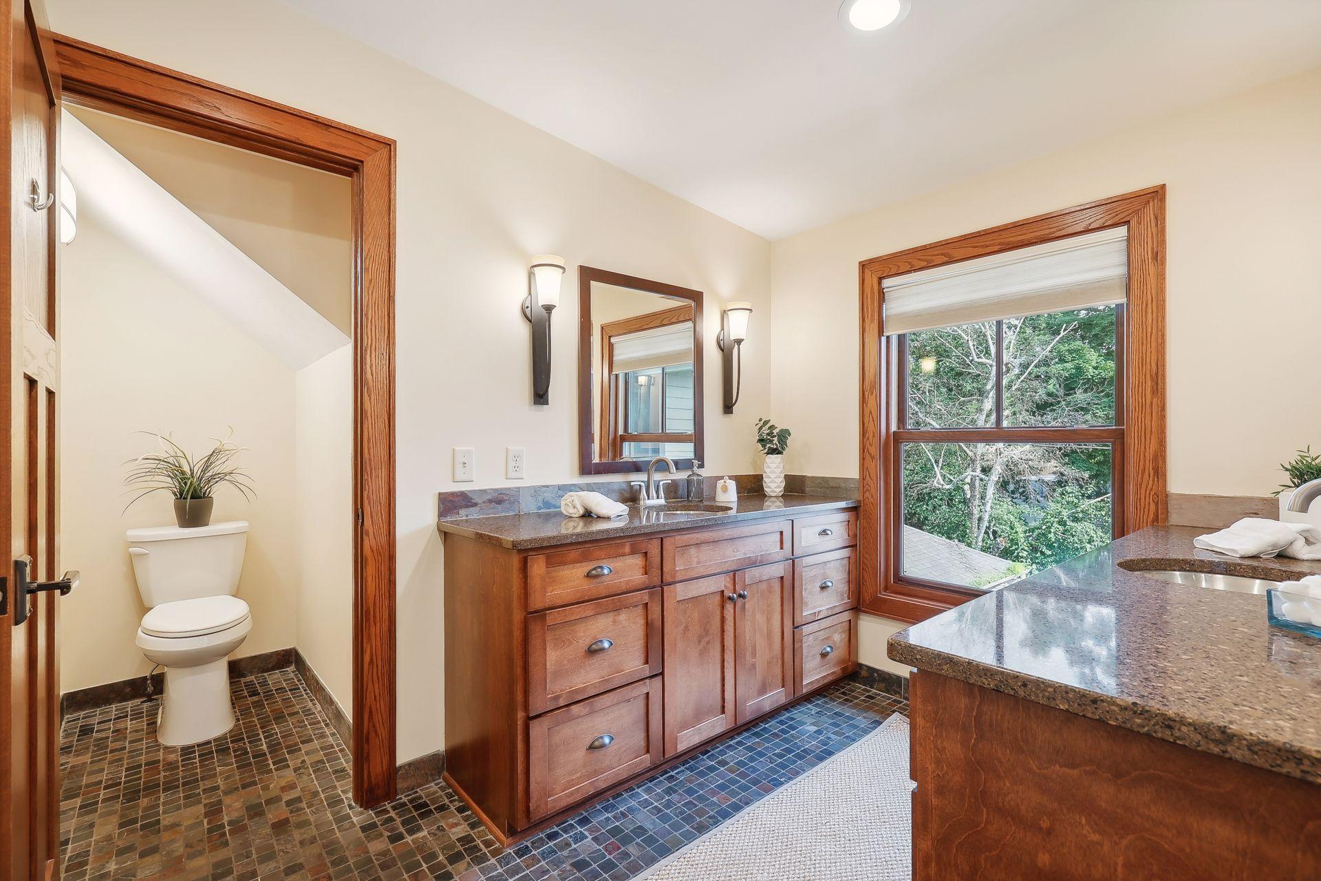 4216 Zenith Avenue S