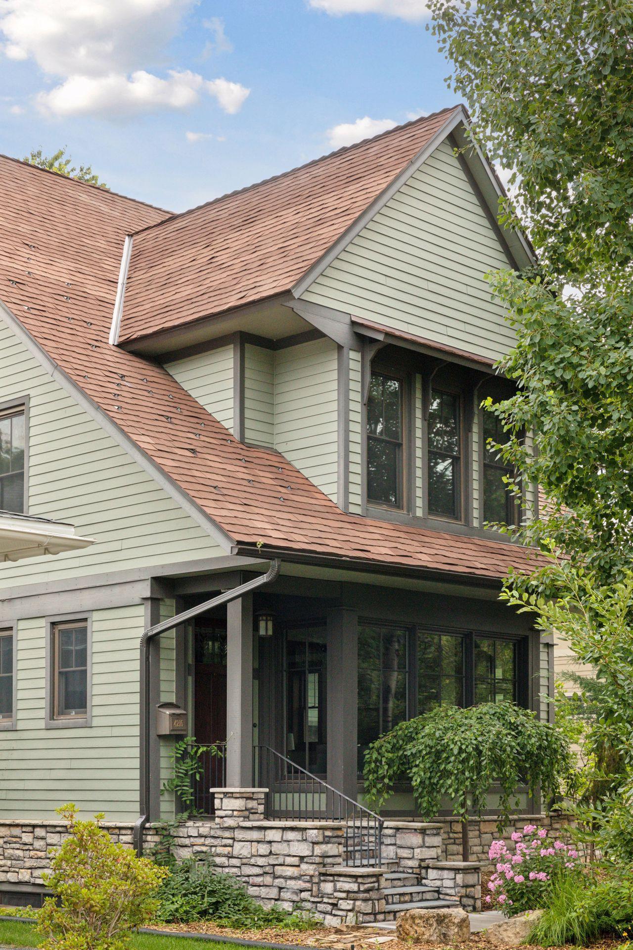 4216 Zenith Avenue S