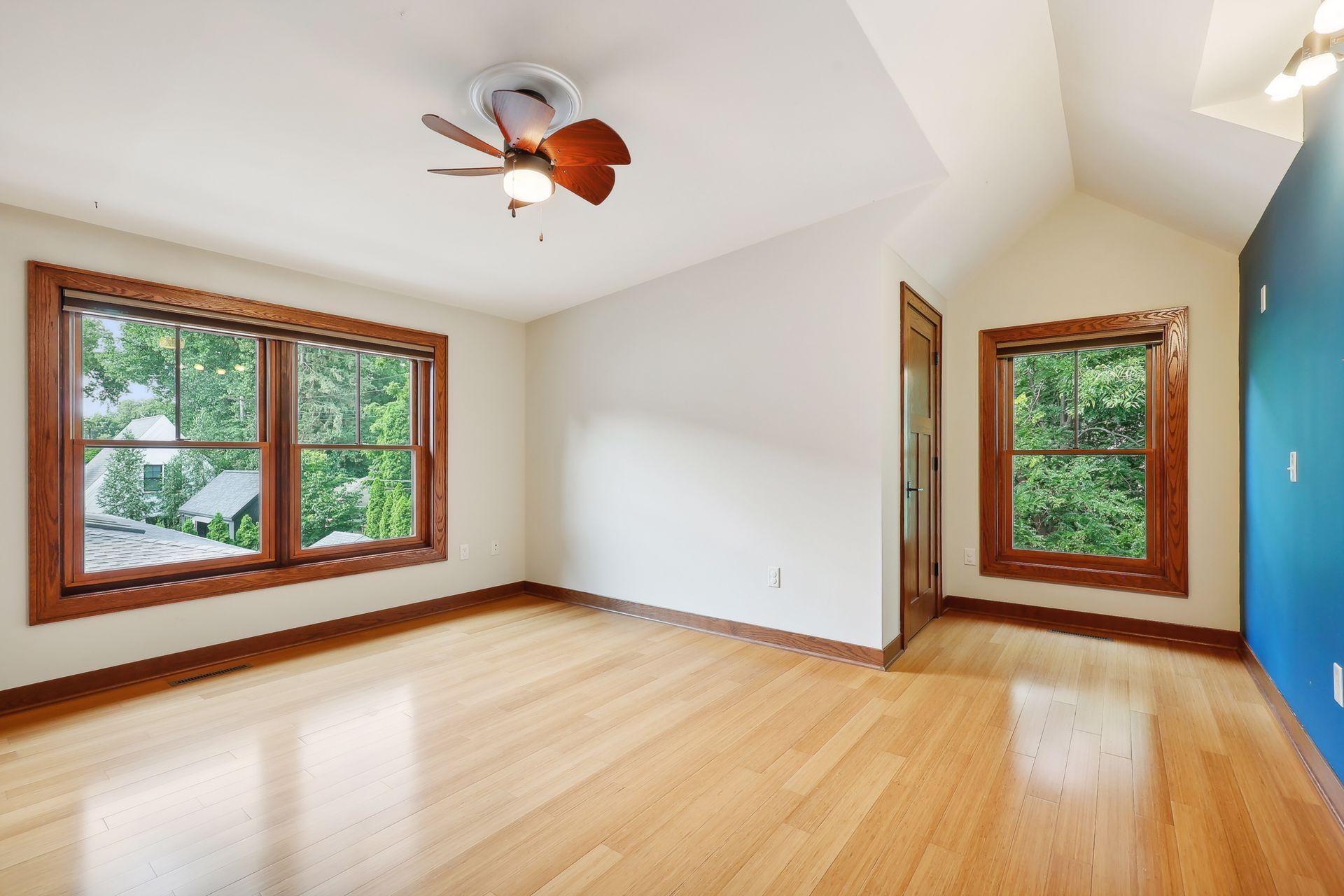 4216 Zenith Avenue S