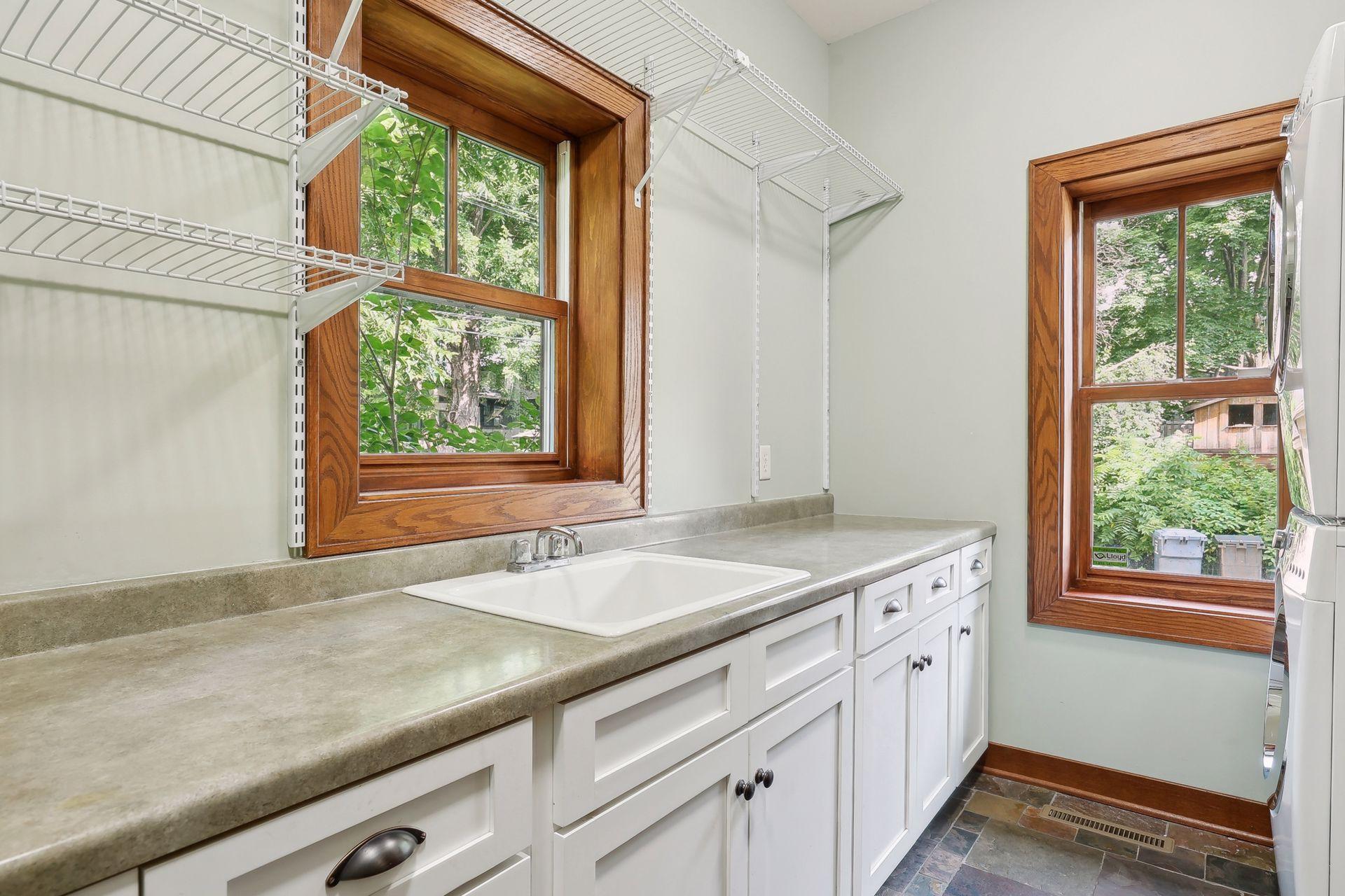 4216 Zenith Avenue S