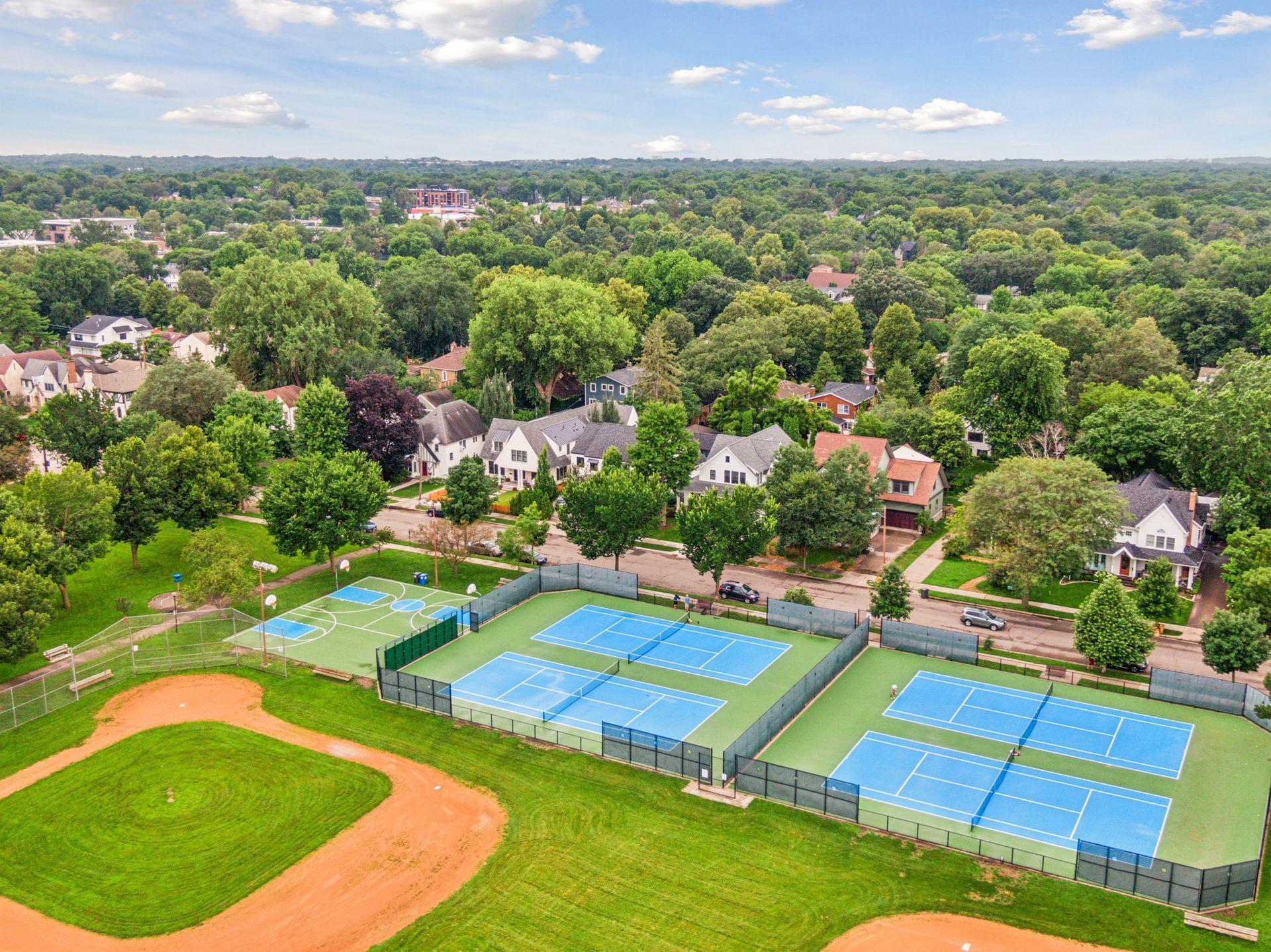 4216 Zenith Avenue S