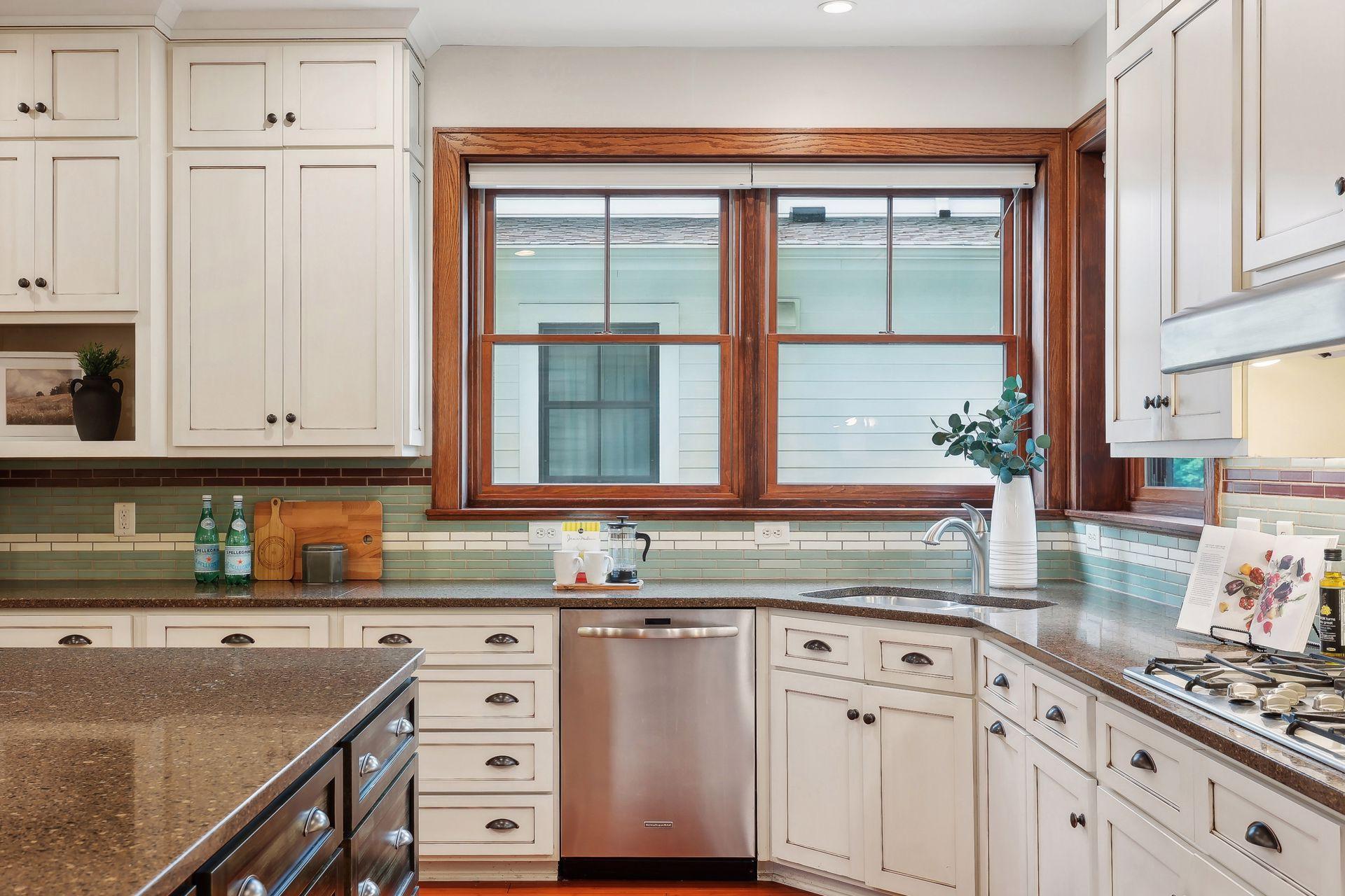 4216 Zenith Avenue S