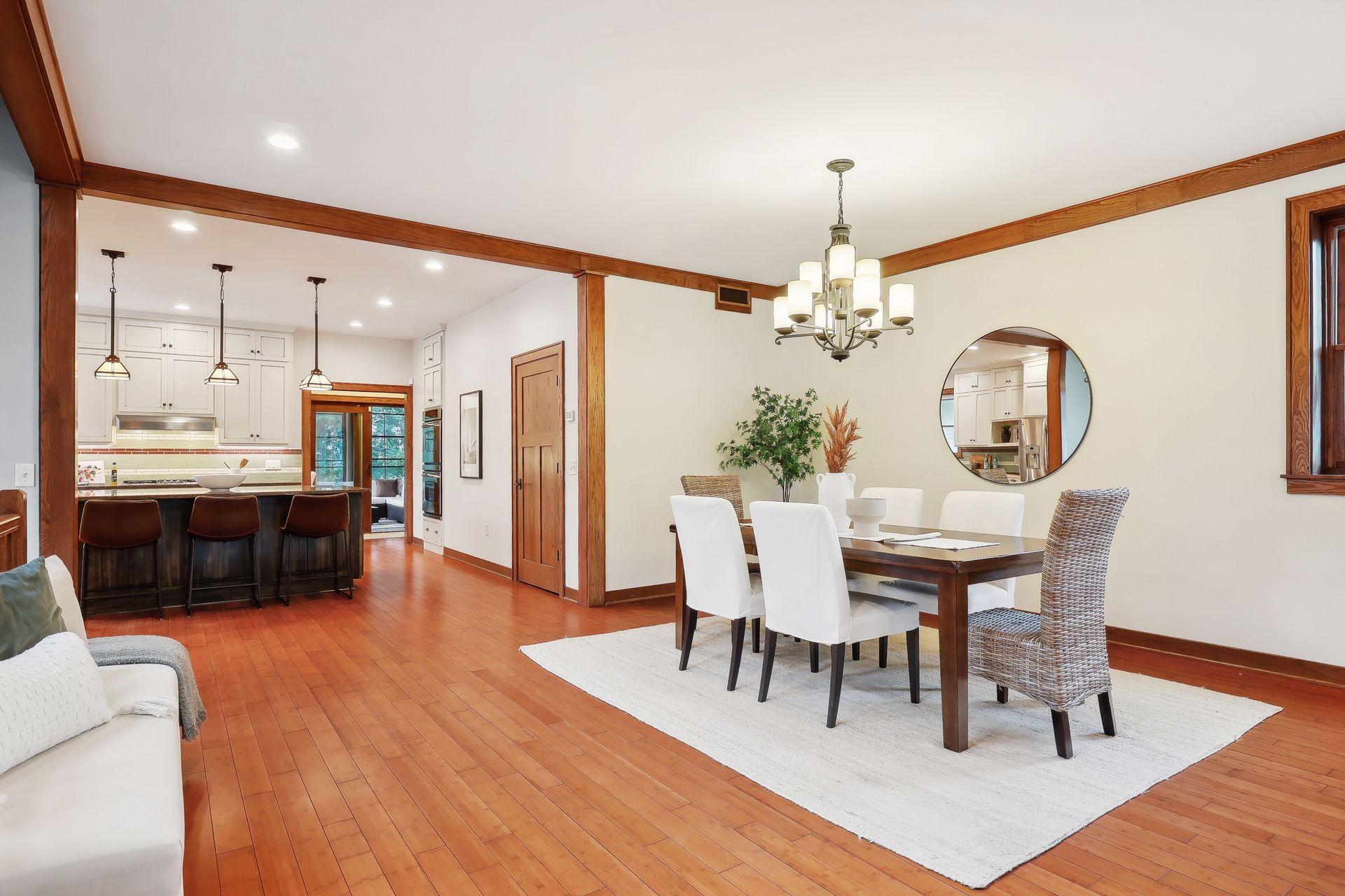 4216 Zenith Avenue S