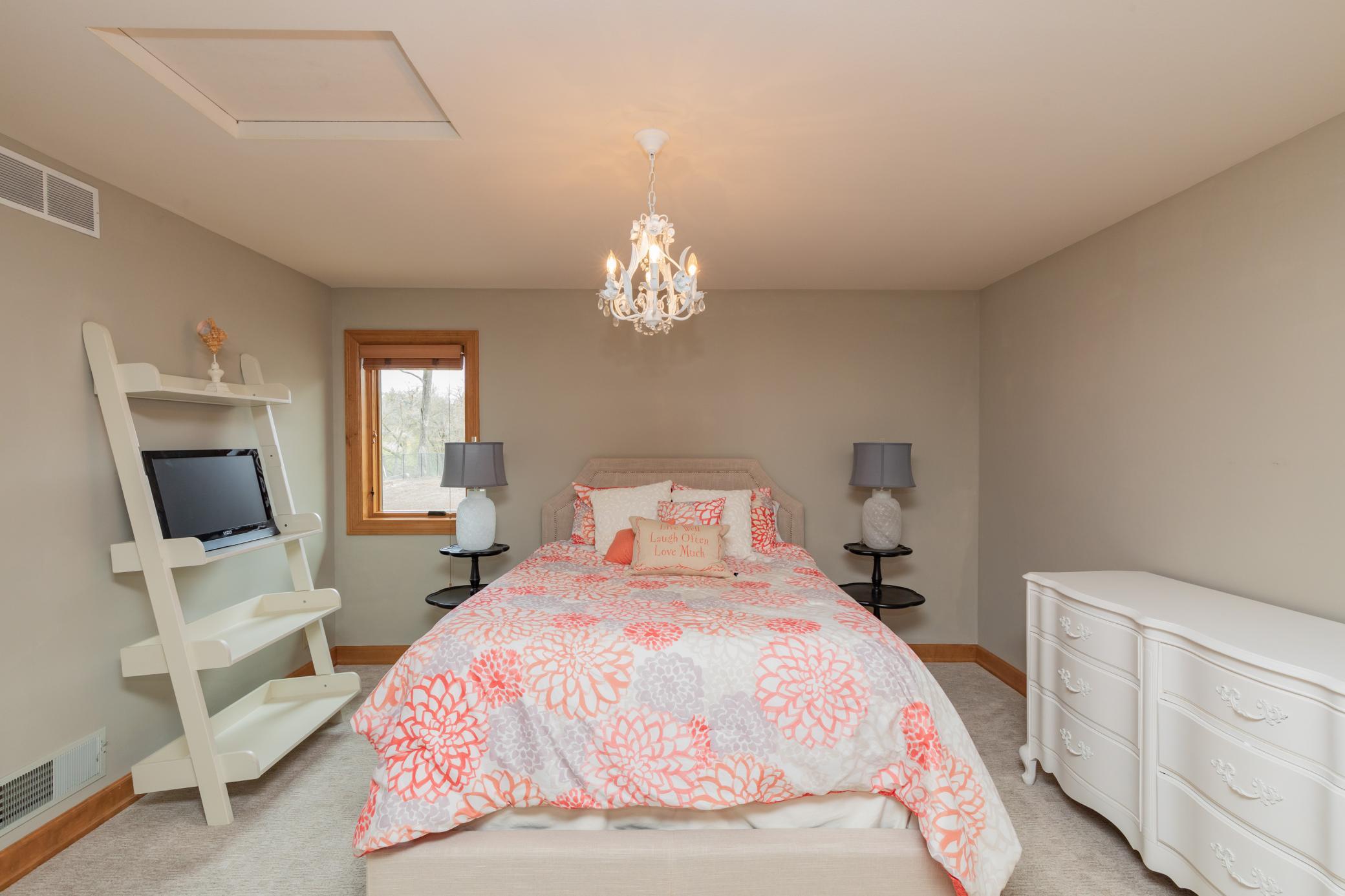 1714 Pondview Terrace