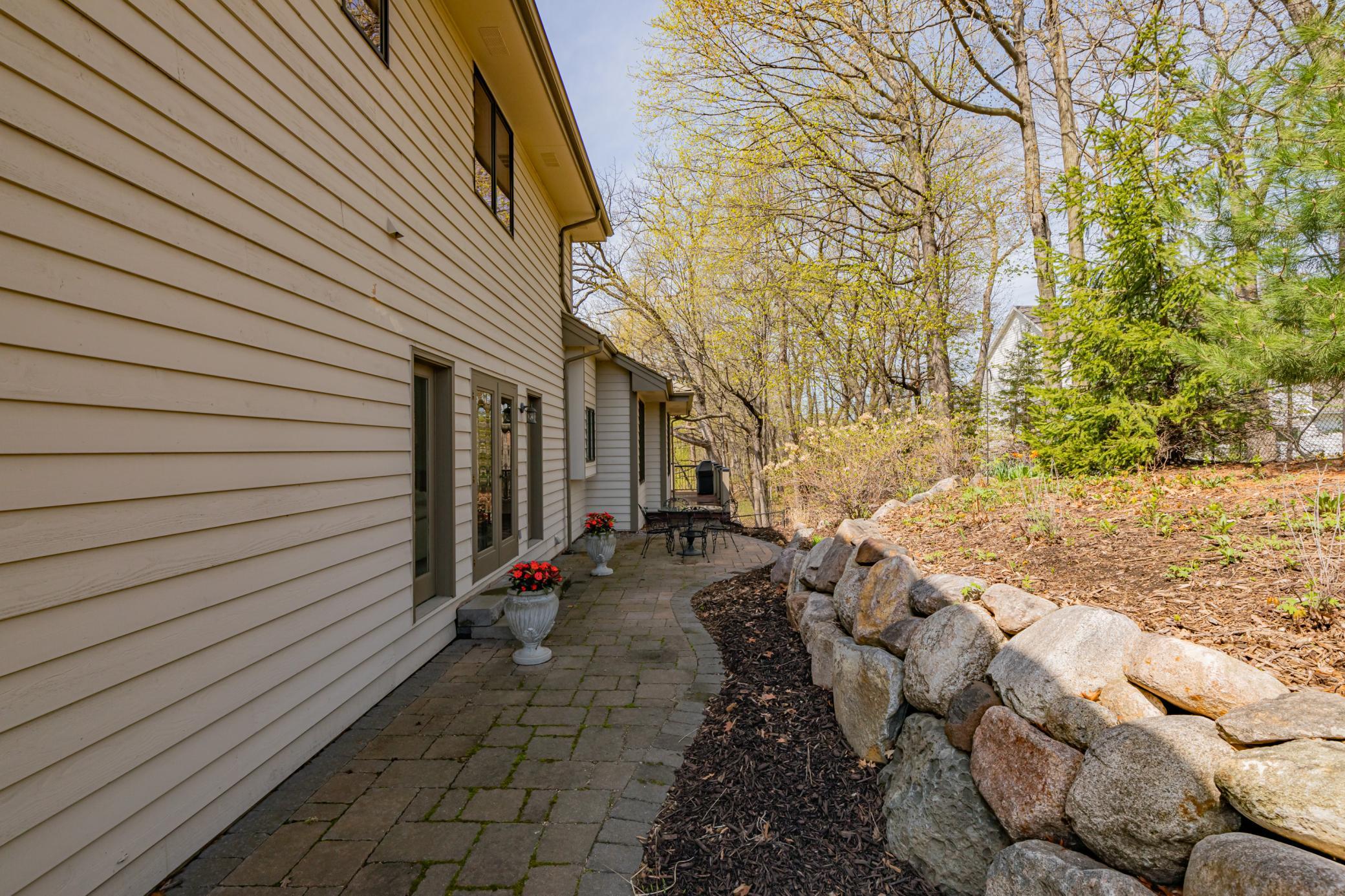 1714 Pondview Terrace