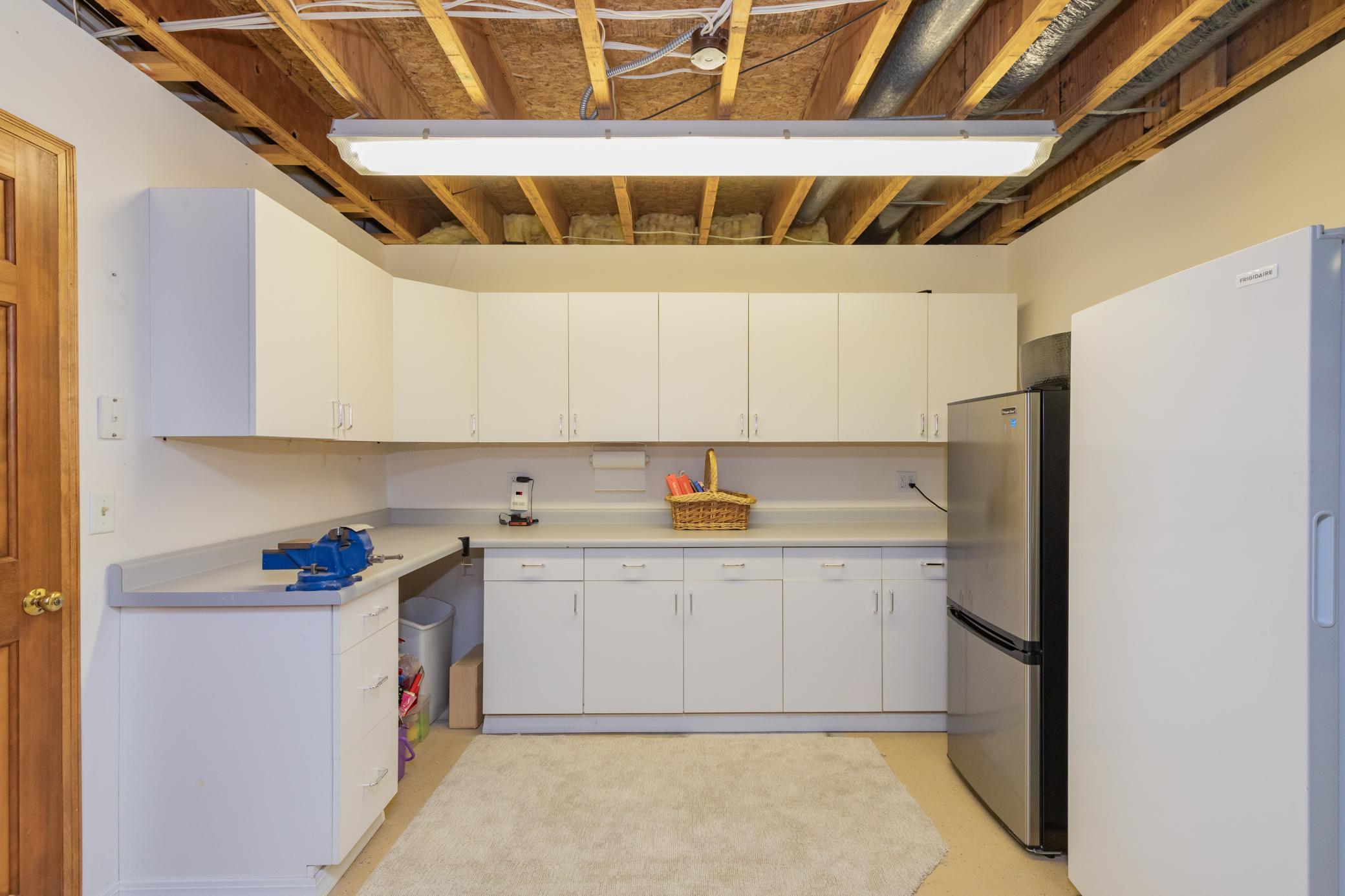 1714 Pondview Terrace