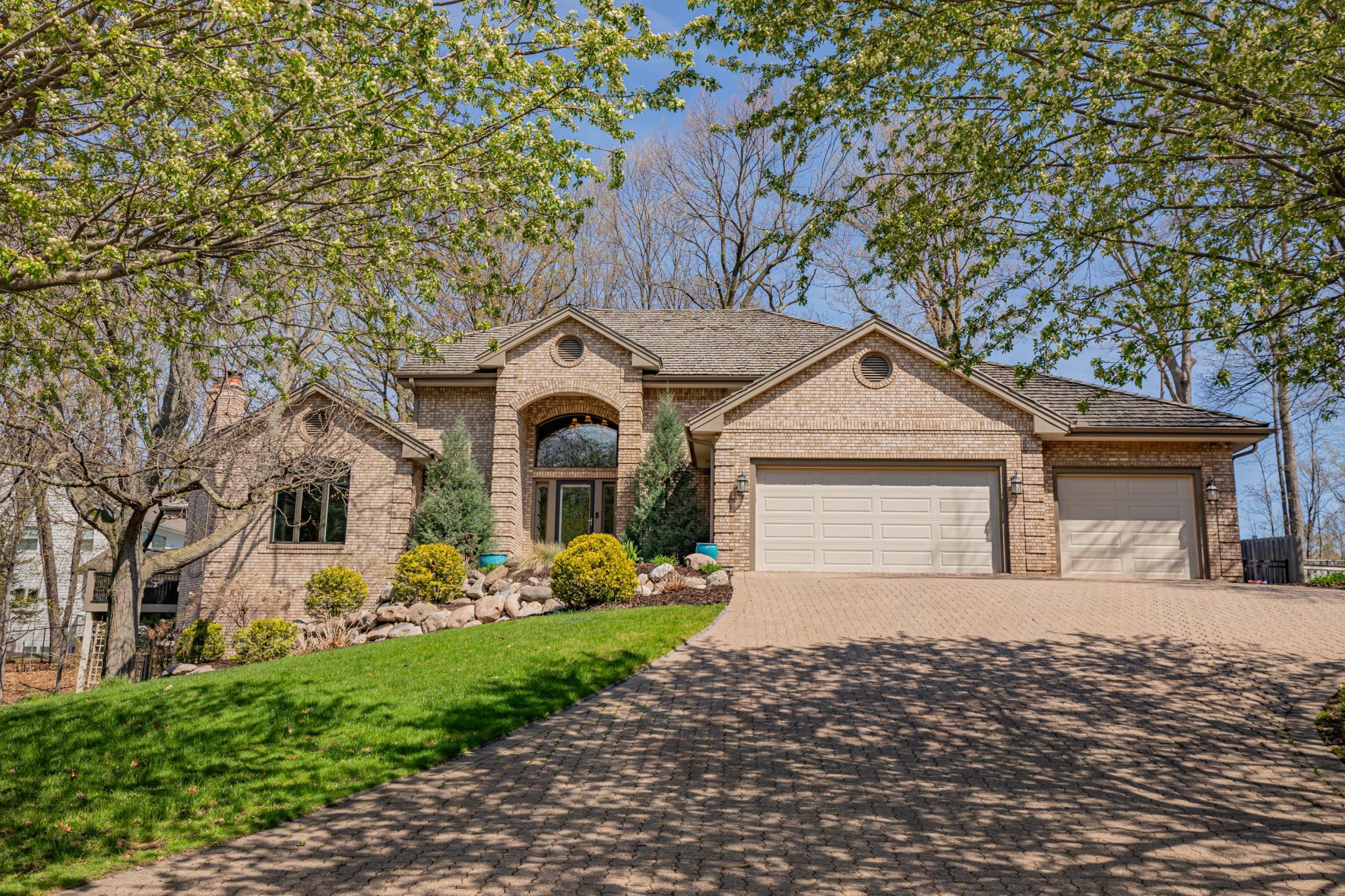 1714 Pondview Terrace