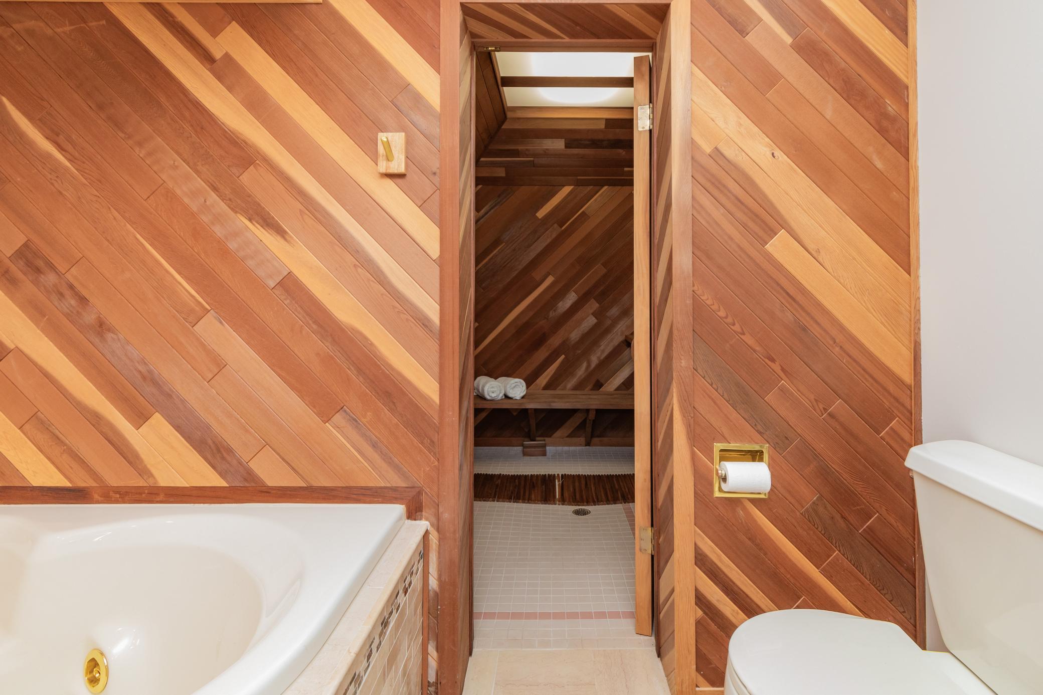 1714 Pondview Terrace