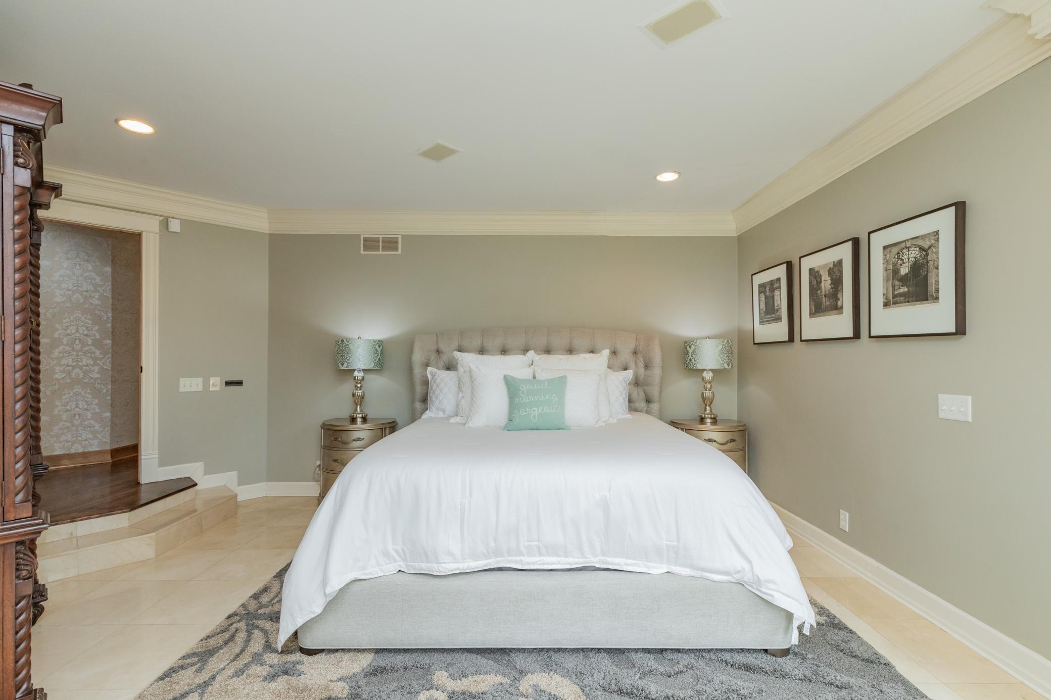 1714 Pondview Terrace