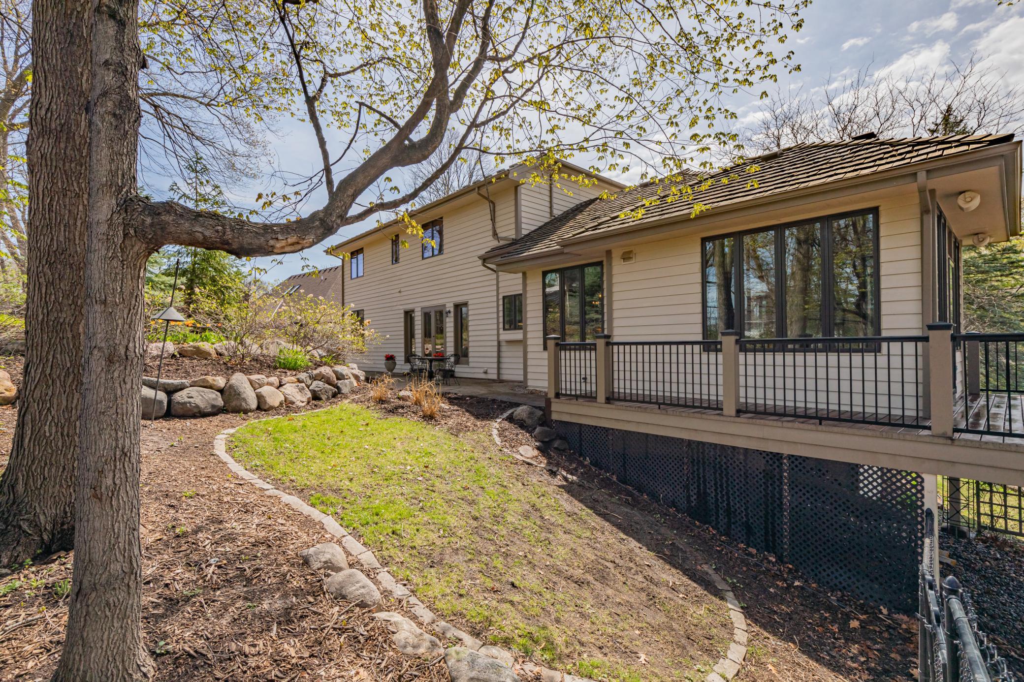 1714 Pondview Terrace