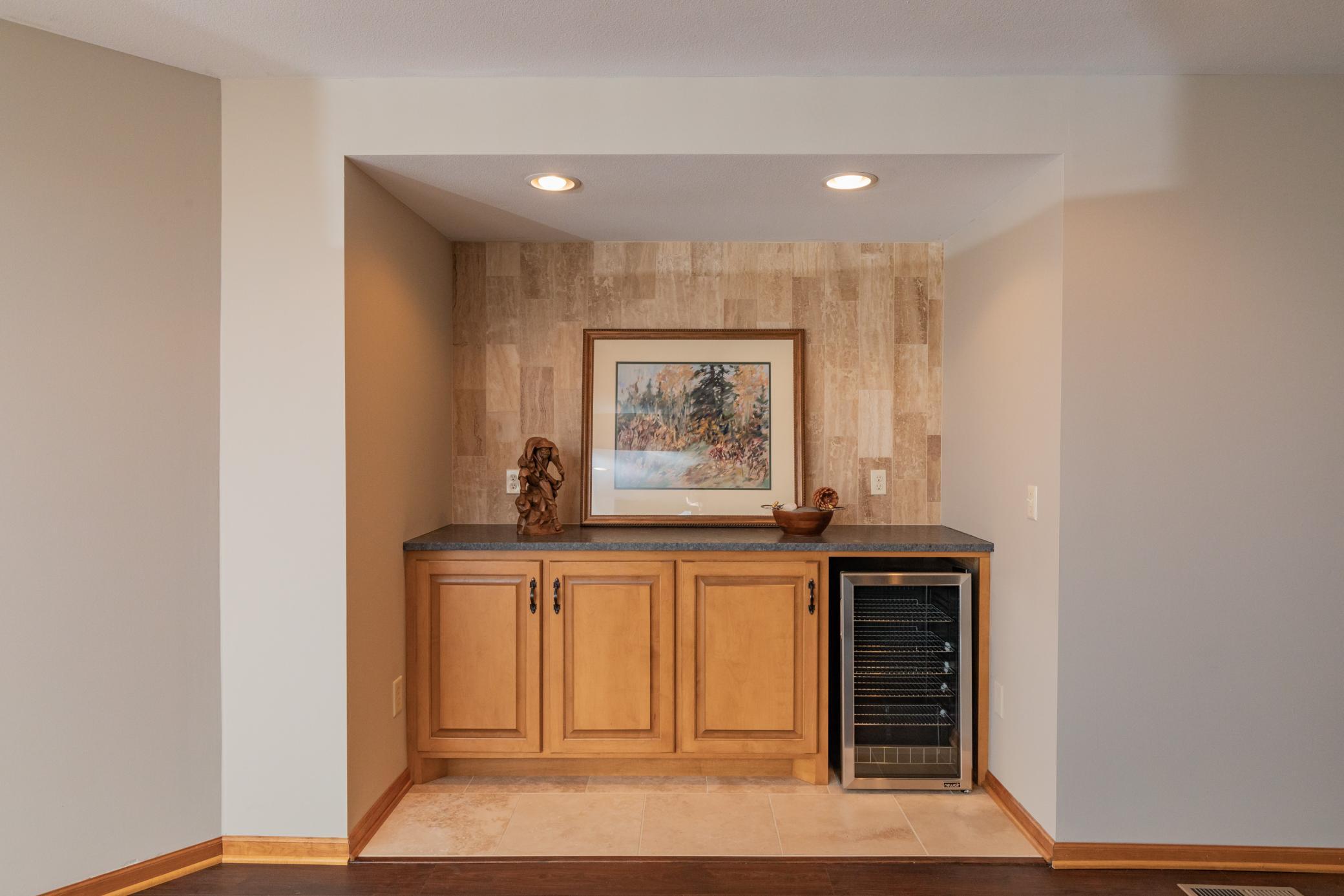 1714 Pondview Terrace