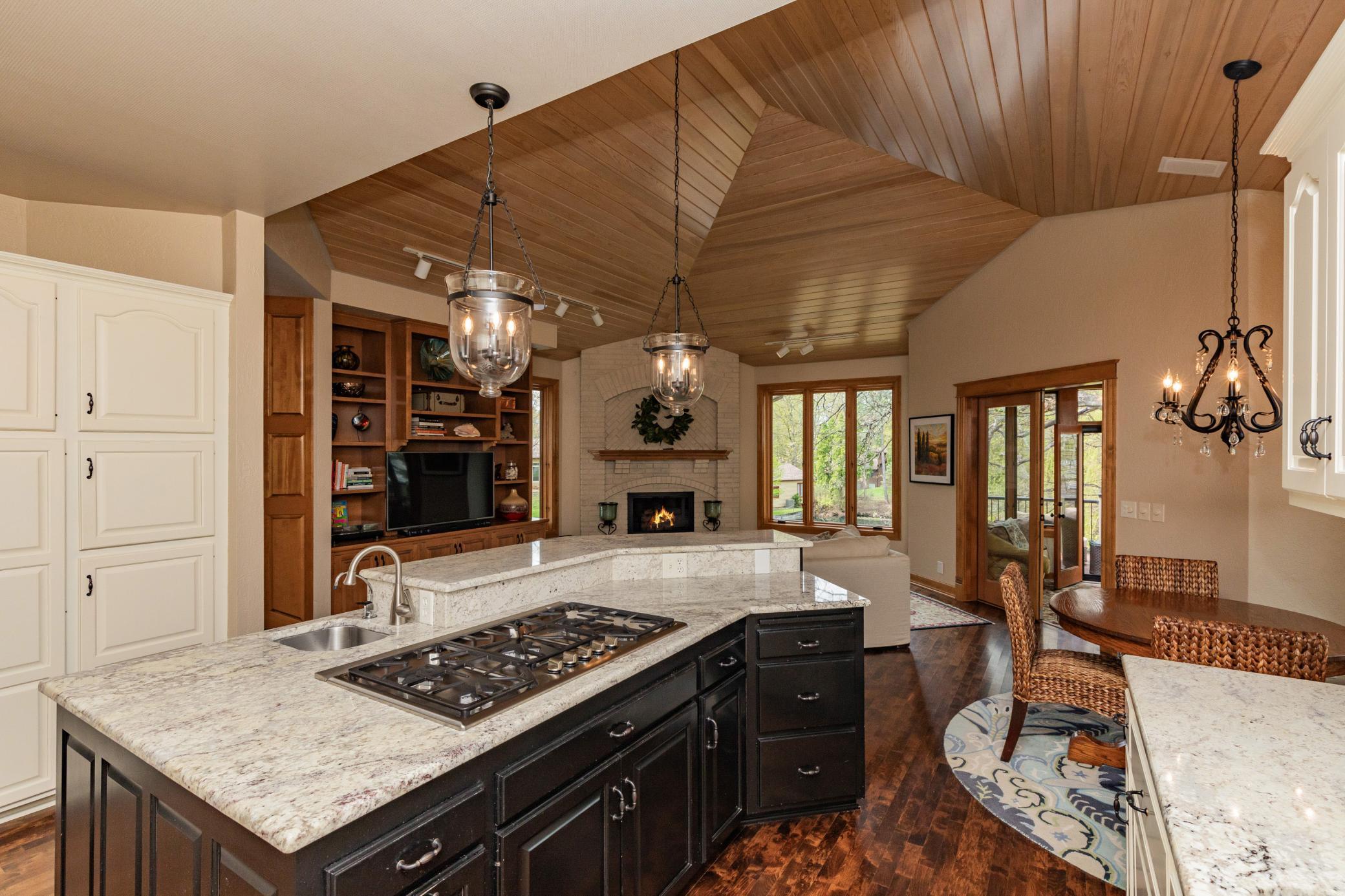 1714 Pondview Terrace