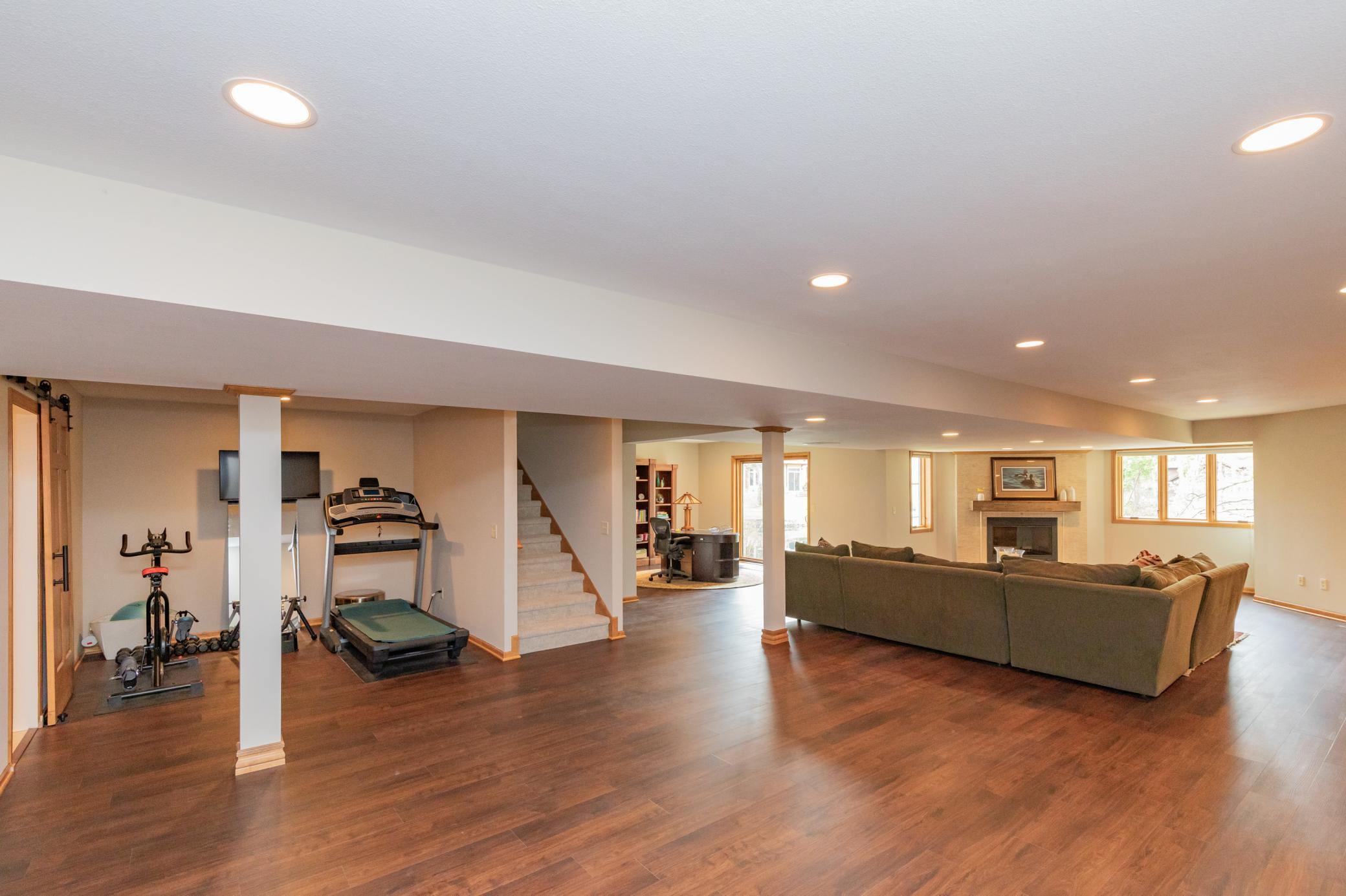 1714 Pondview Terrace