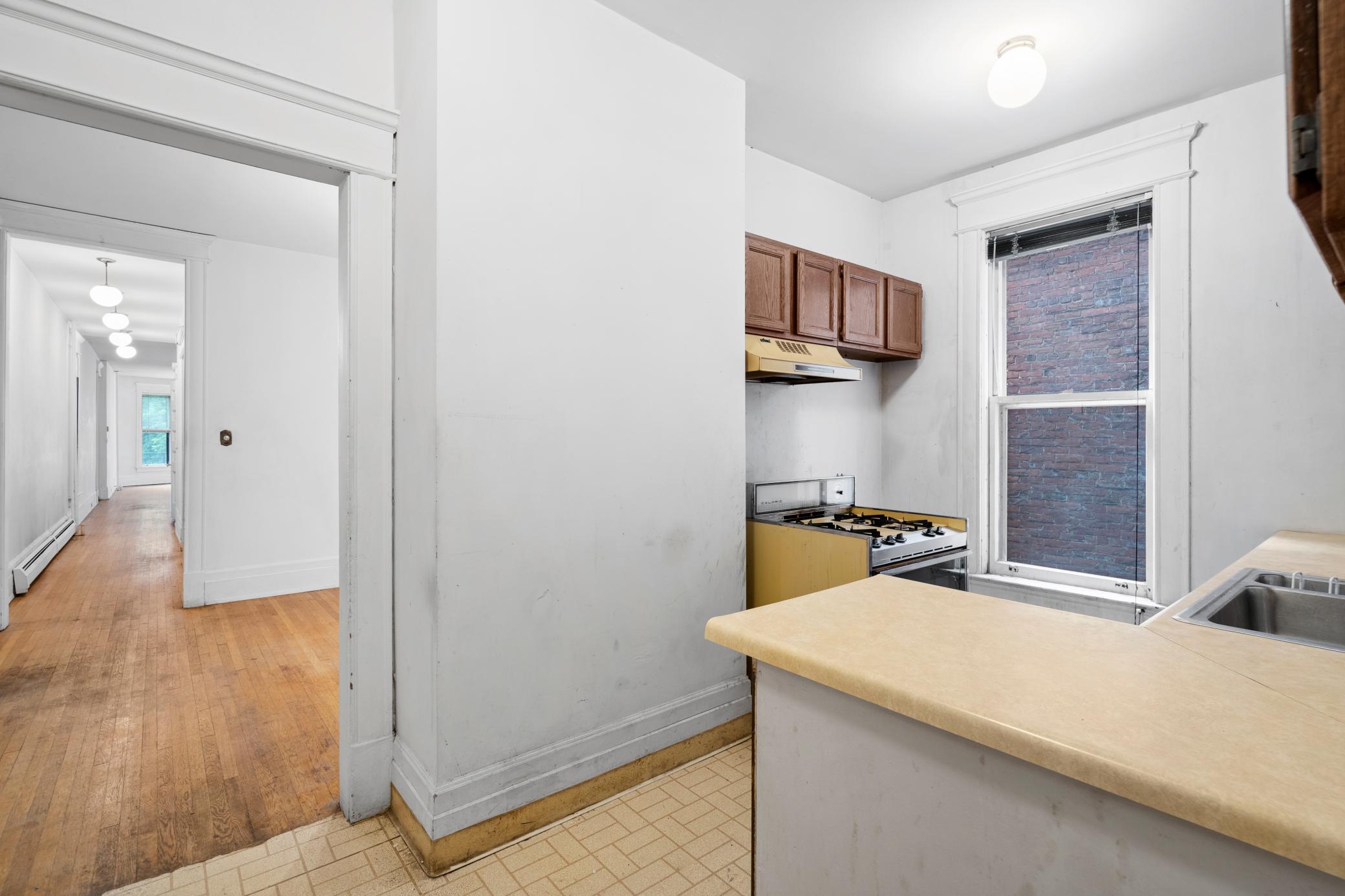 115 Western Avenue N Unit: 2M