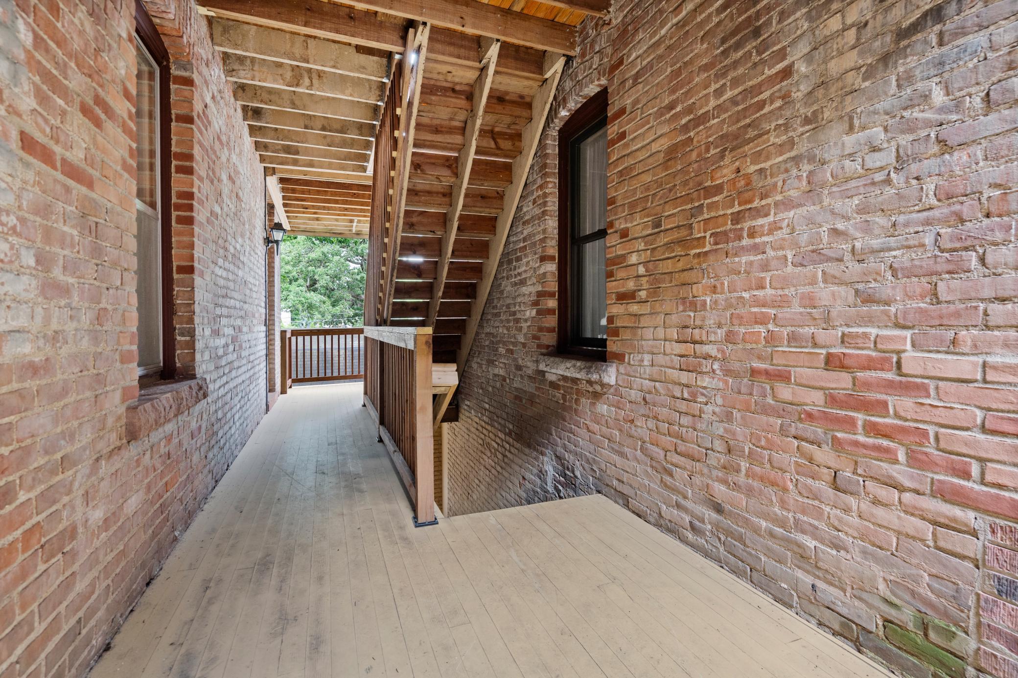 115 Western Avenue N Unit: 2M