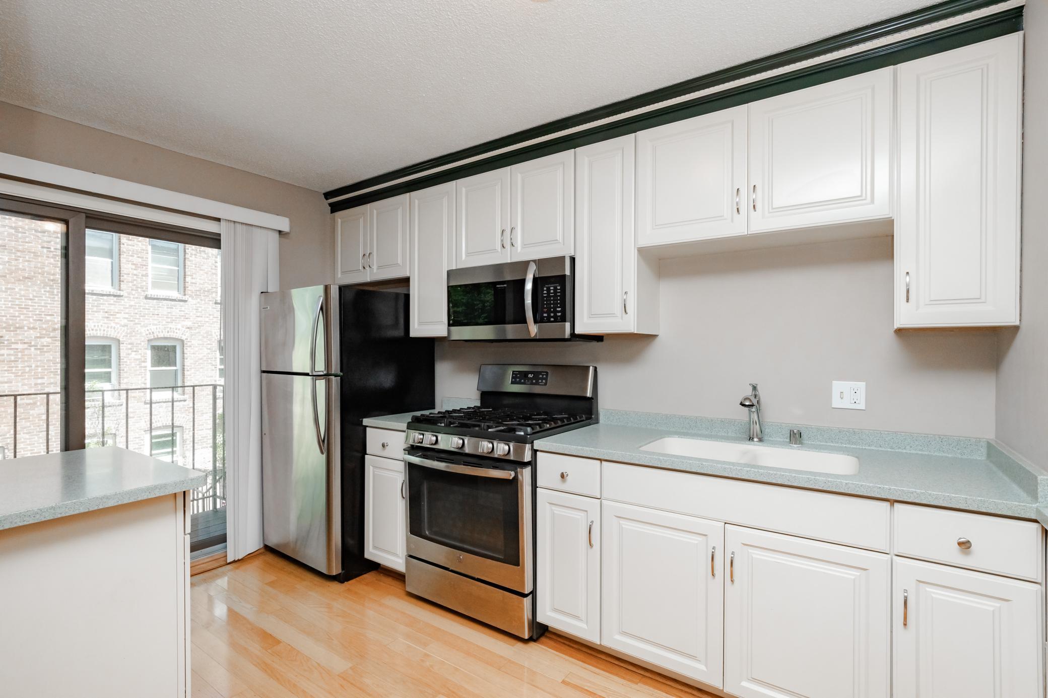 1921 Emerson Avenue S