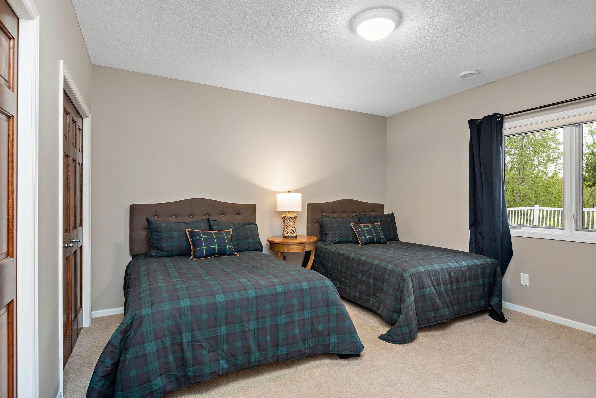 1504 Thomas Lane