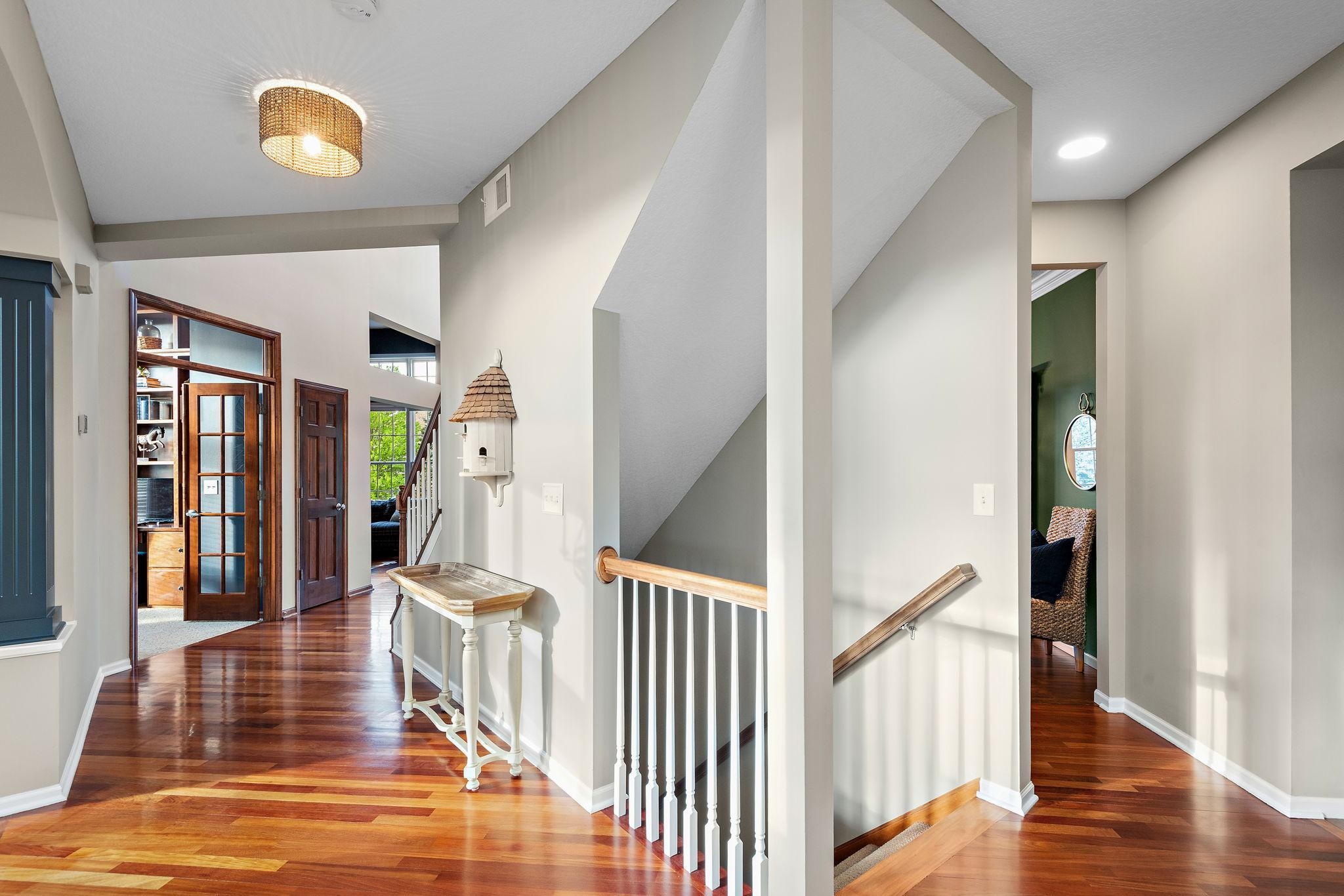1504 Thomas Lane