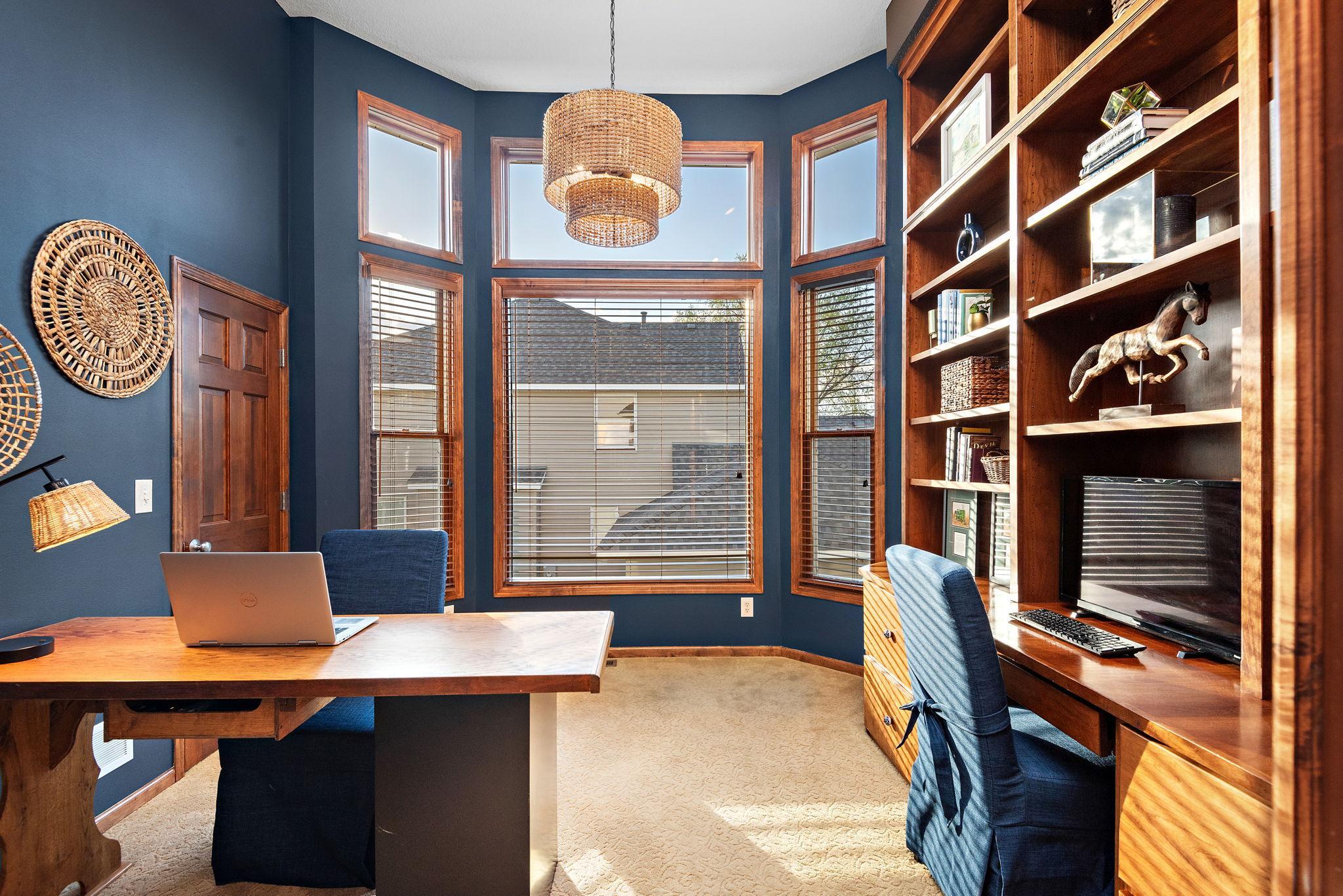 1504 Thomas Lane