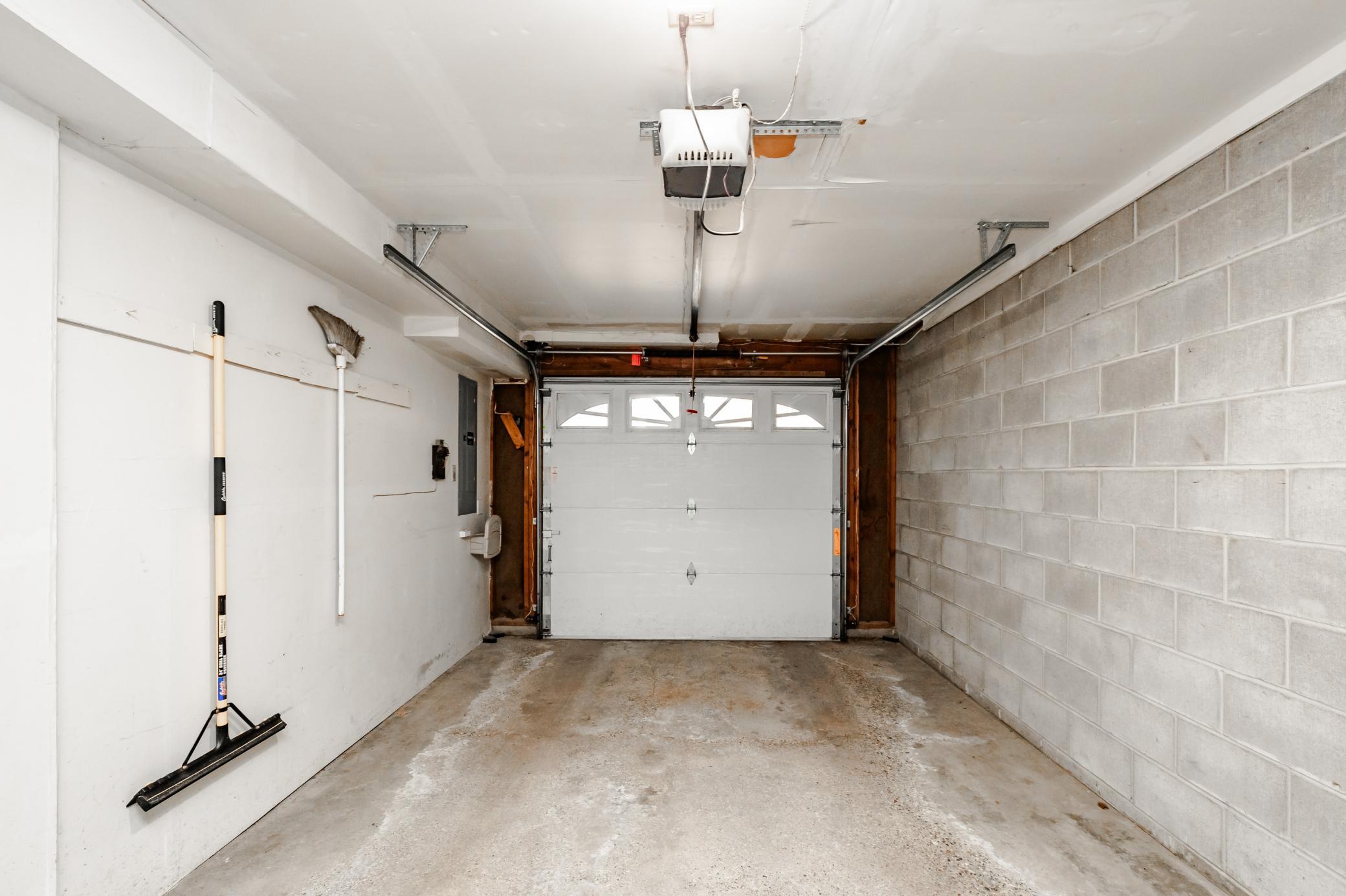 1921 Emerson Avenue S