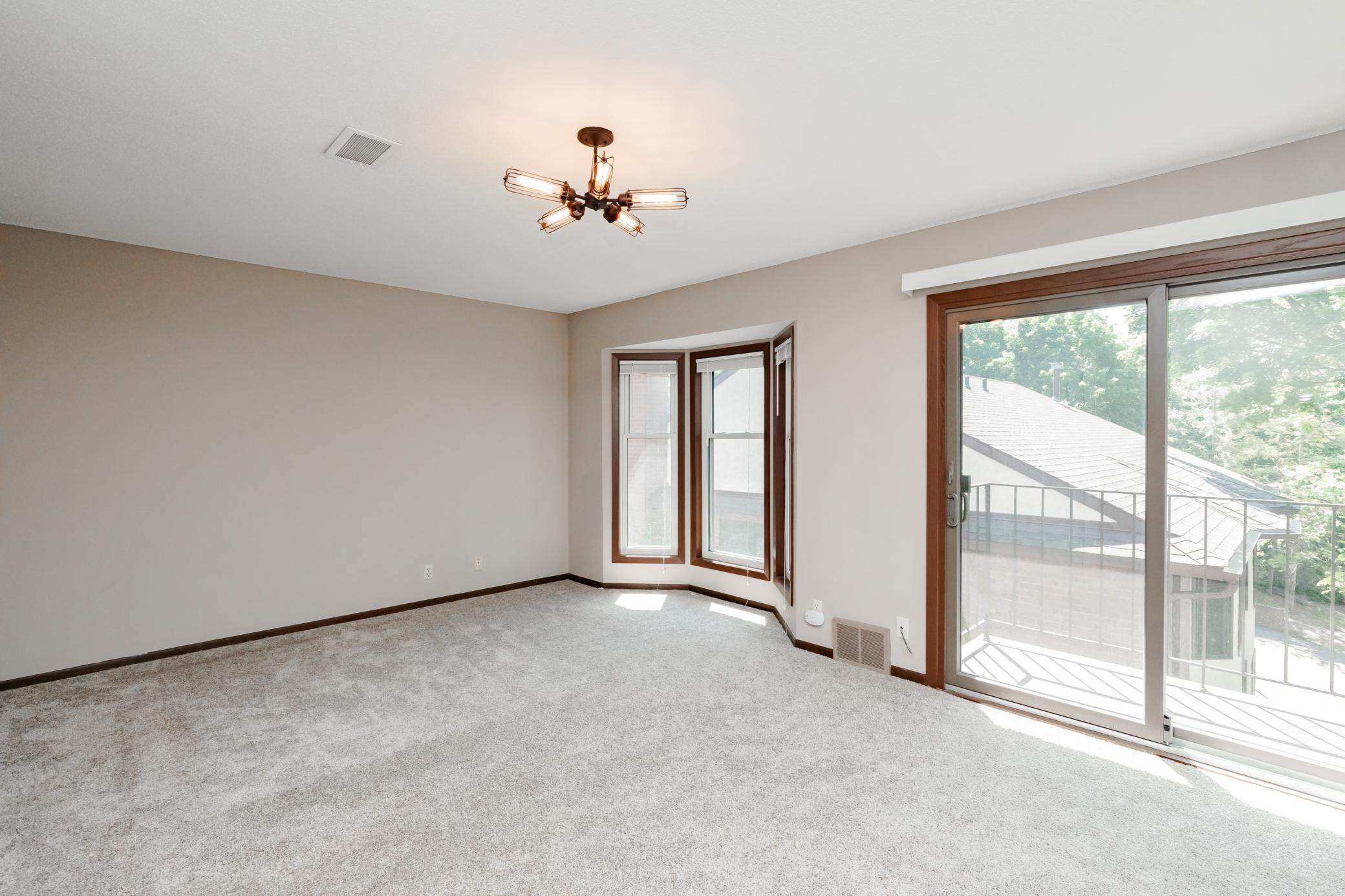 1921 Emerson Avenue S