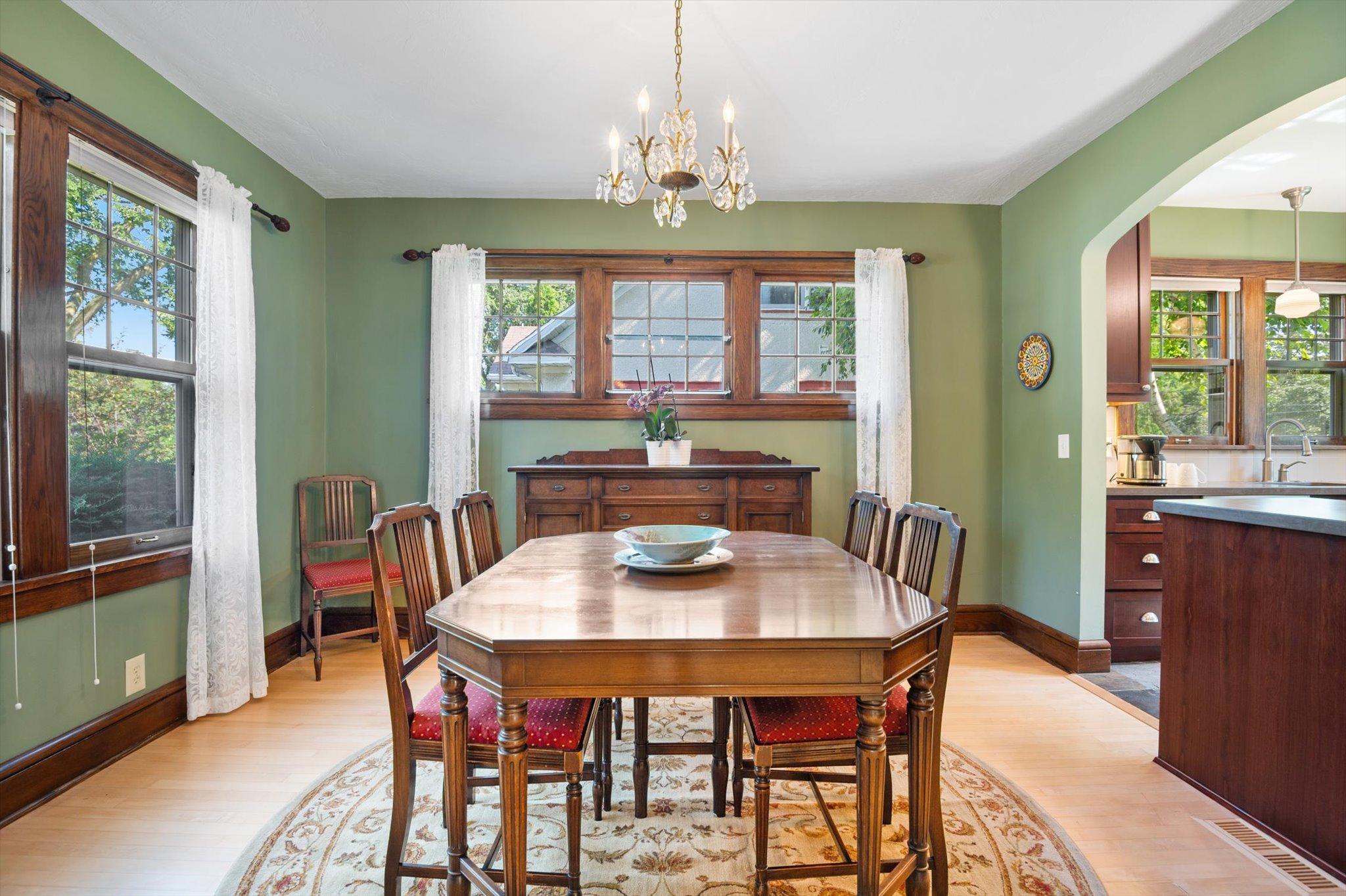 2701 Ulysses Street NE