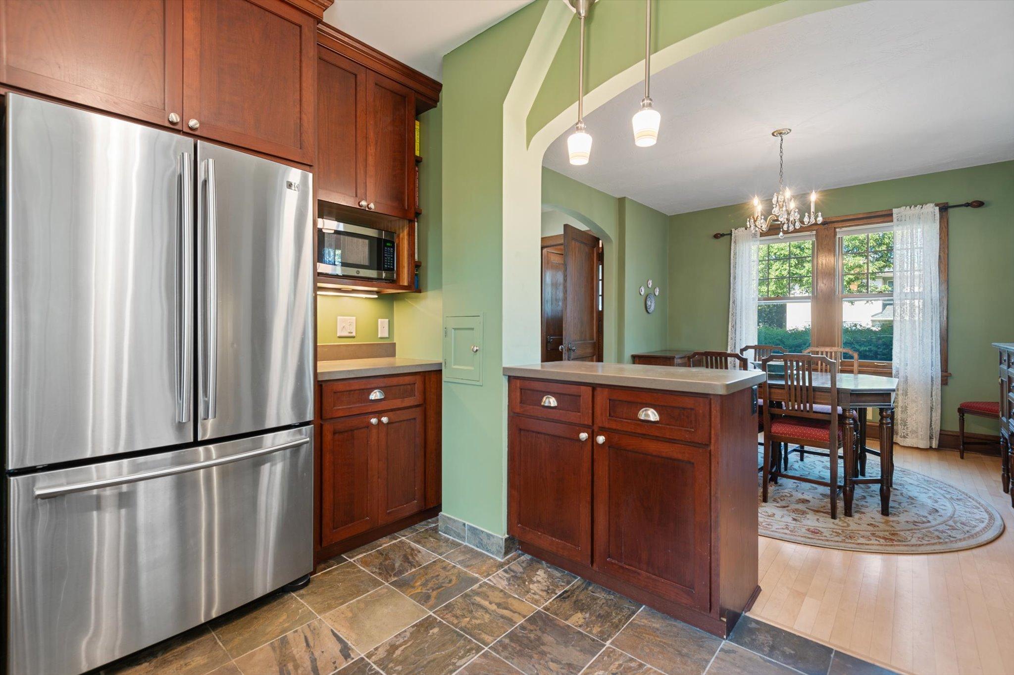2701 Ulysses Street NE
