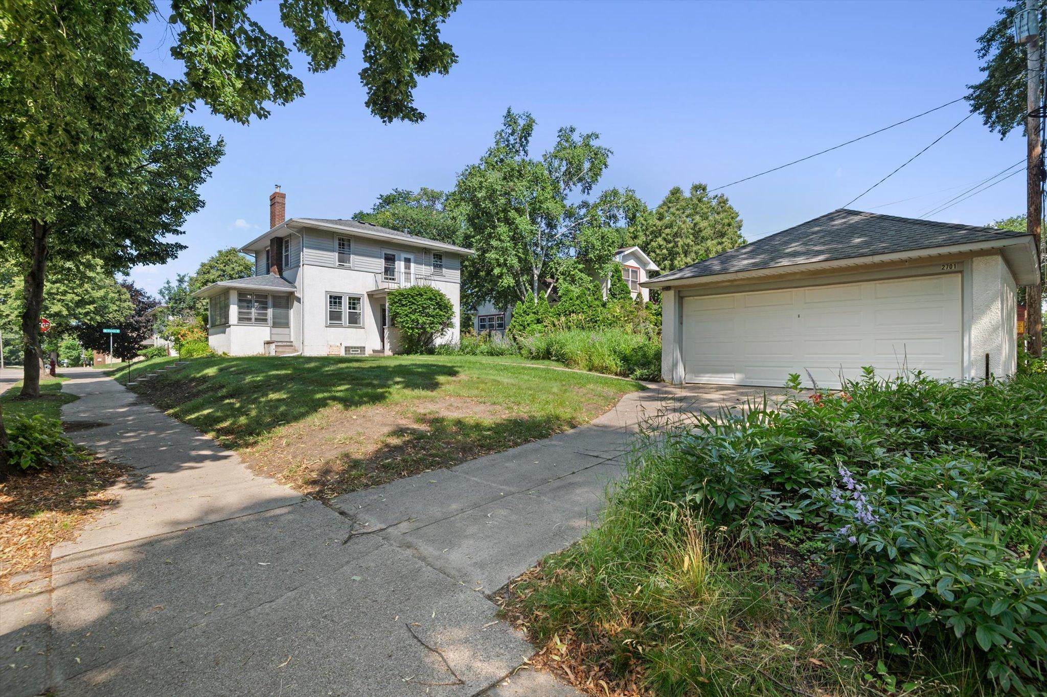 2701 Ulysses Street NE