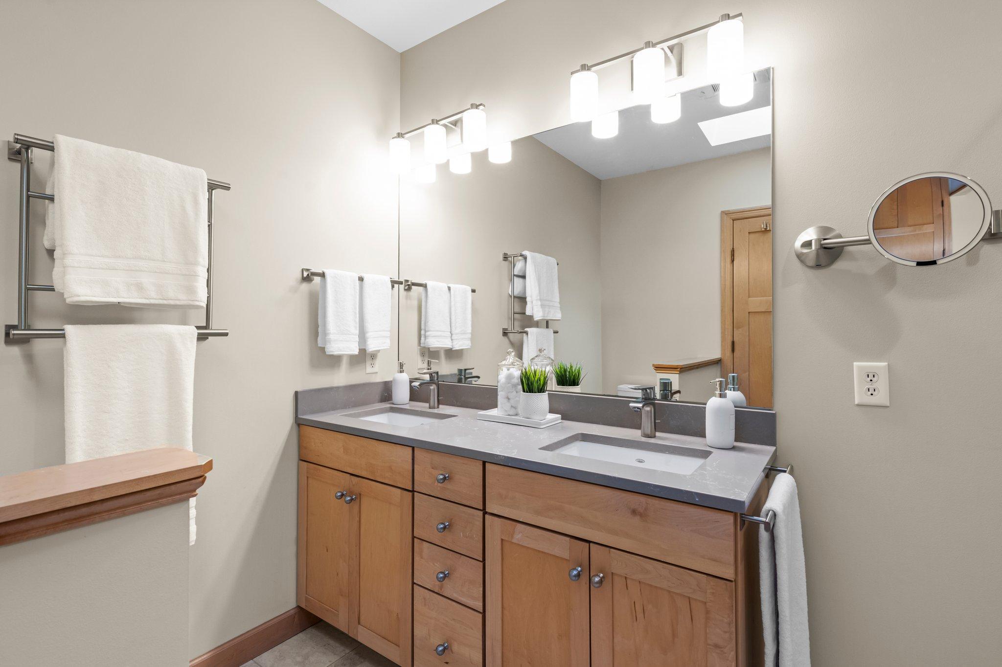 510 Grand Avenue Unit: 203