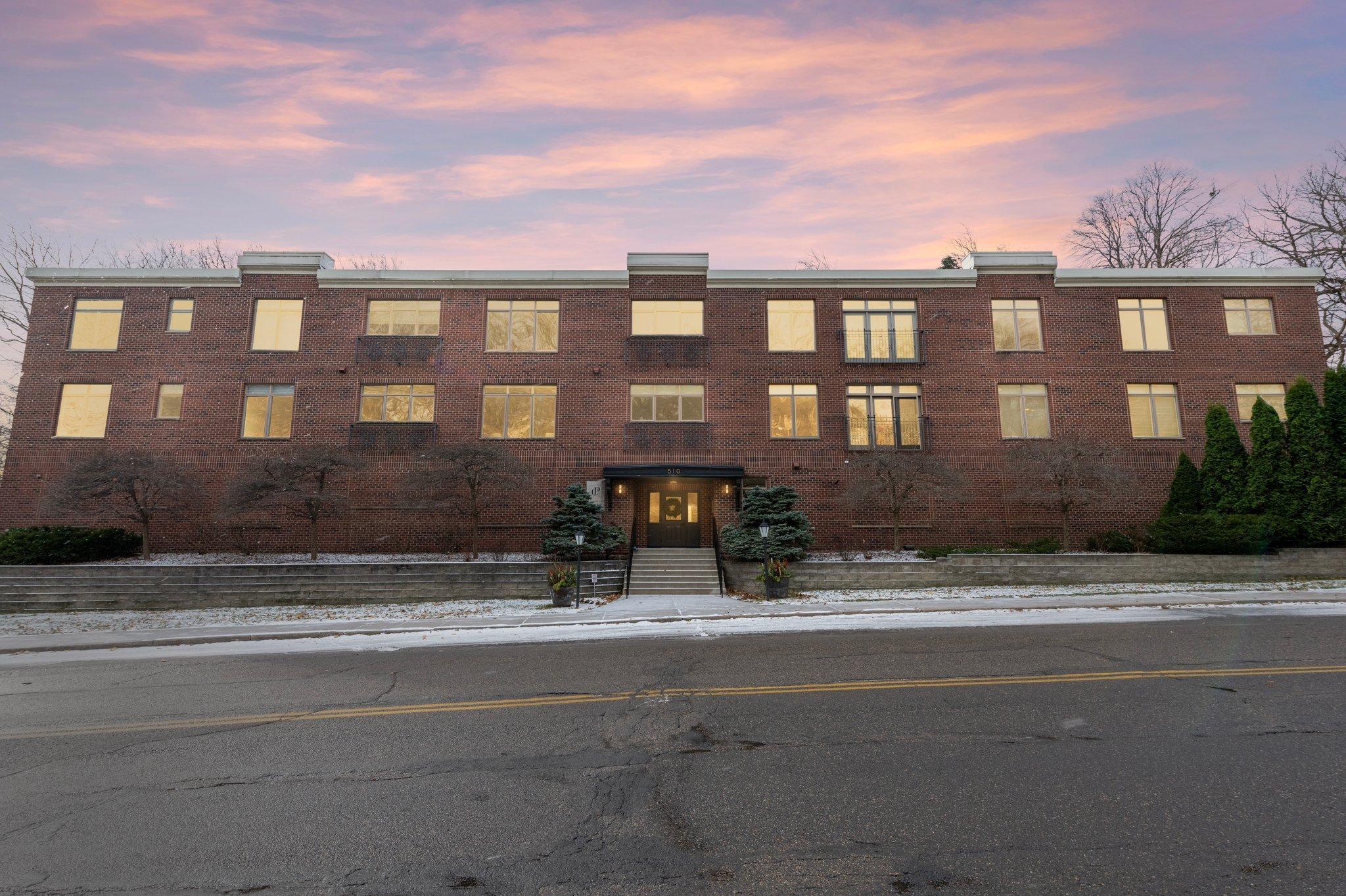 510 Grand Avenue Unit: 203