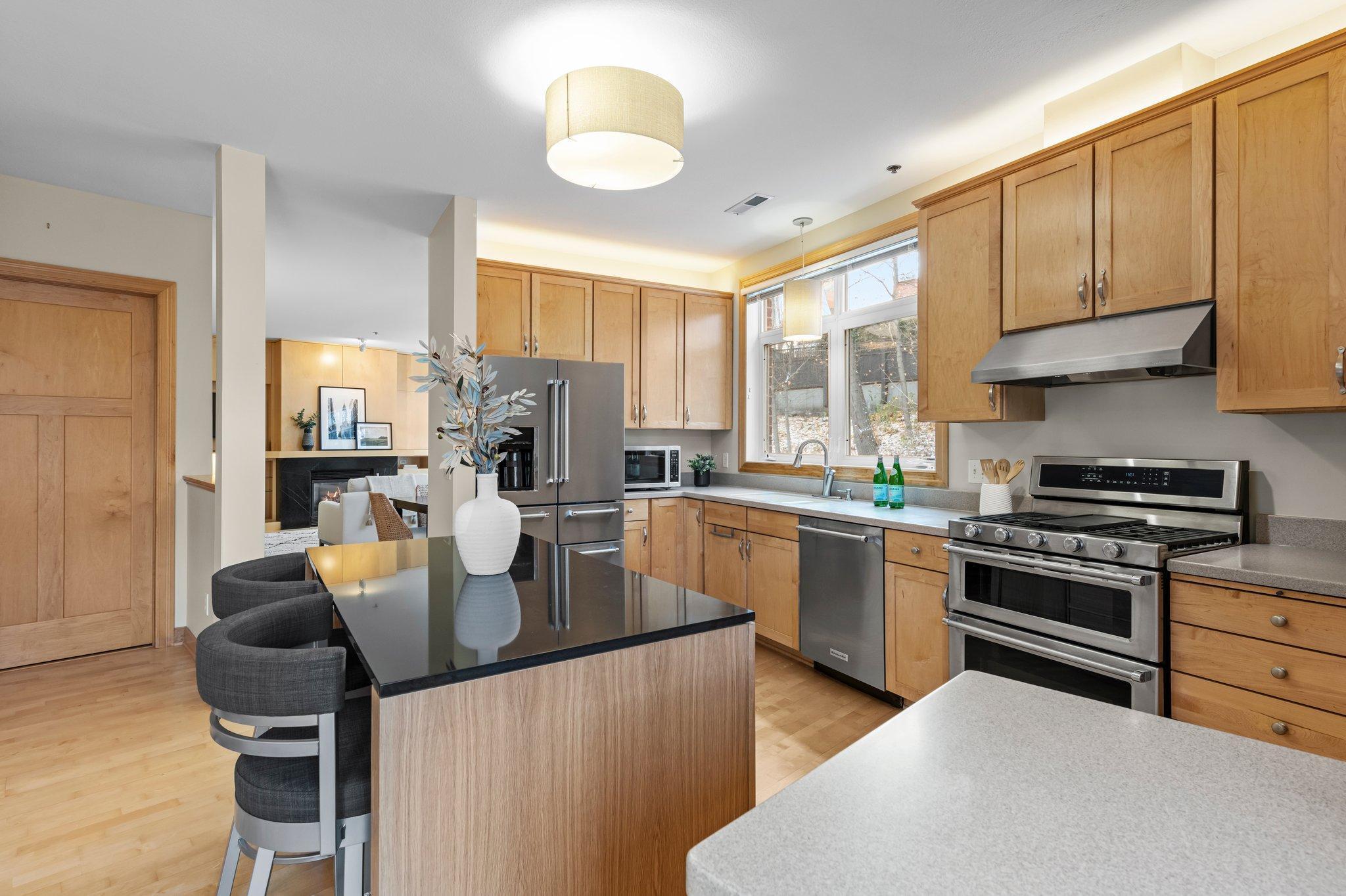 510 Grand Avenue Unit: 203