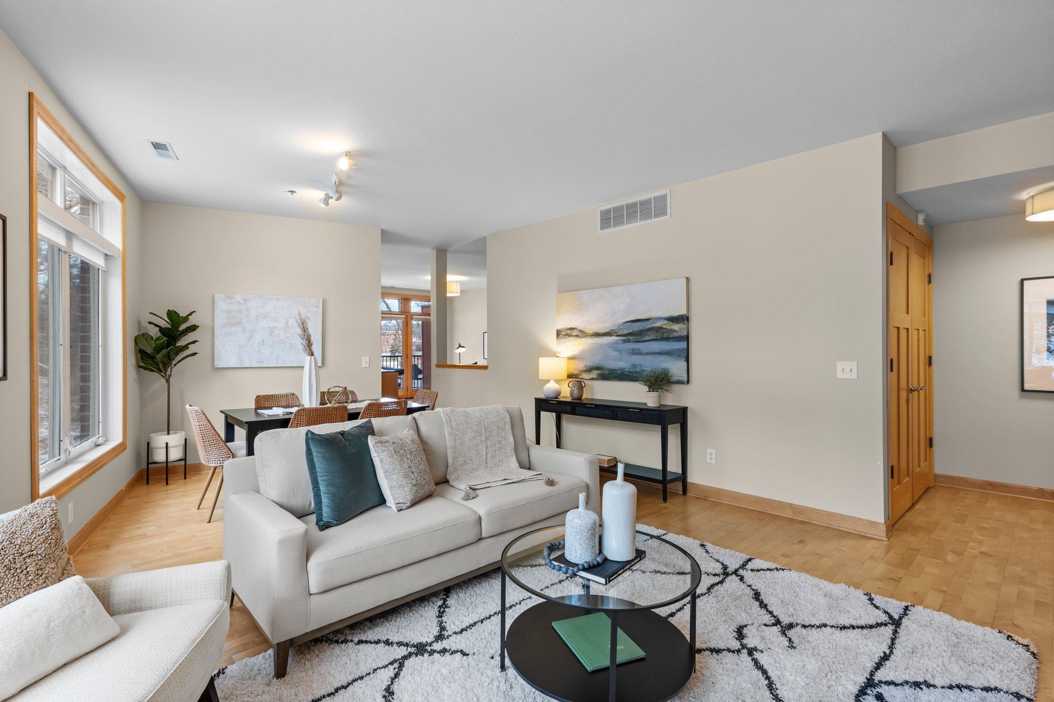 510 Grand Avenue Unit: 203