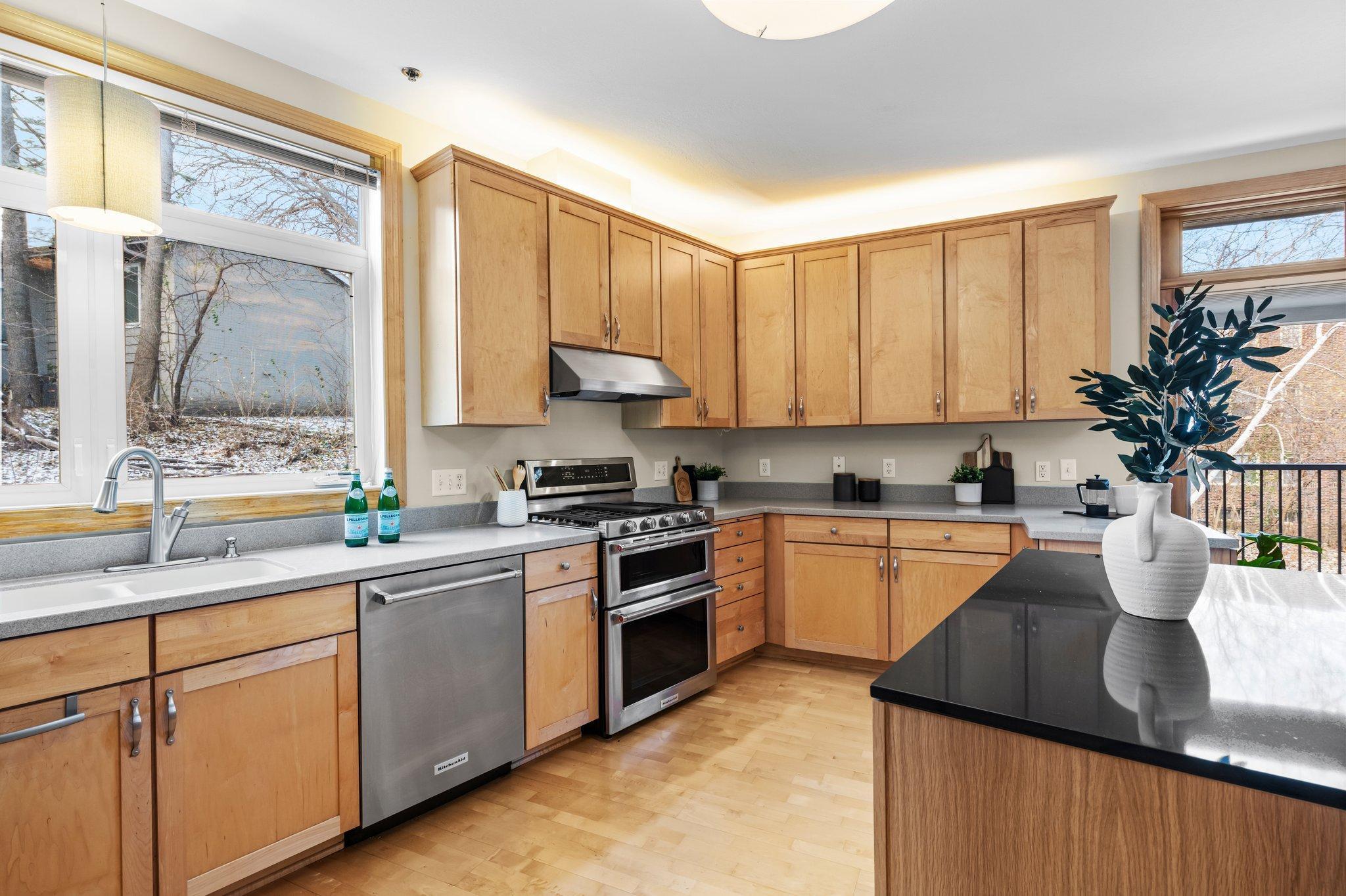 510 Grand Avenue Unit: 203