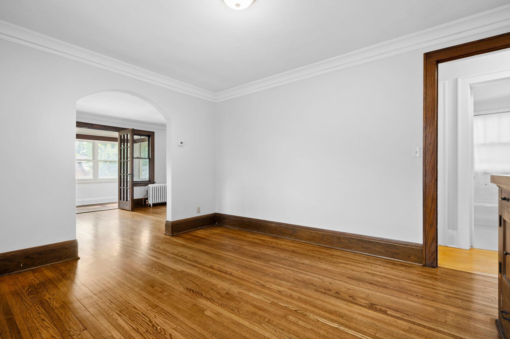 1439 Saint Clair Avenue